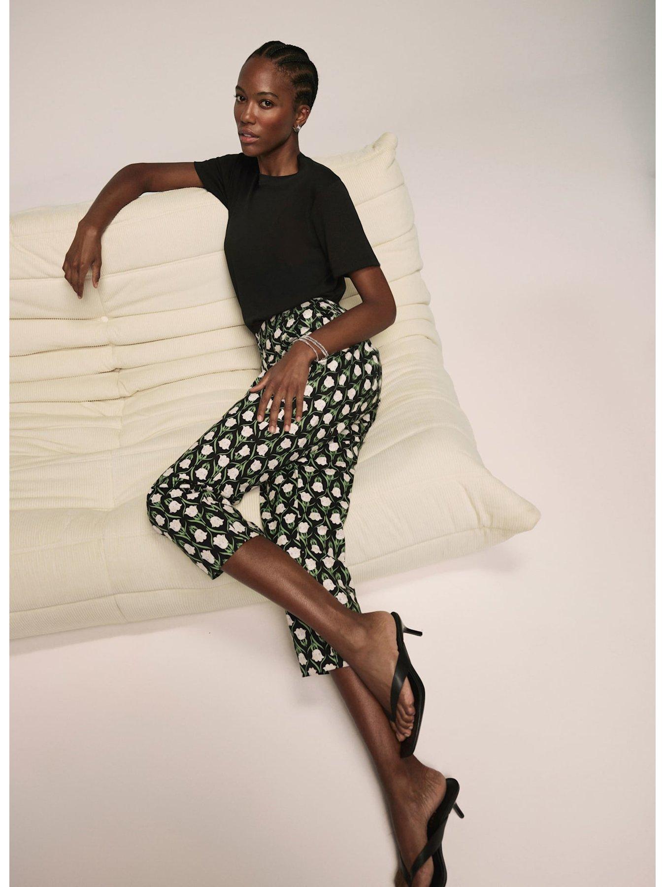Image 2 of 6 of Mint Velvet Floral Print Capri Trousers - Black