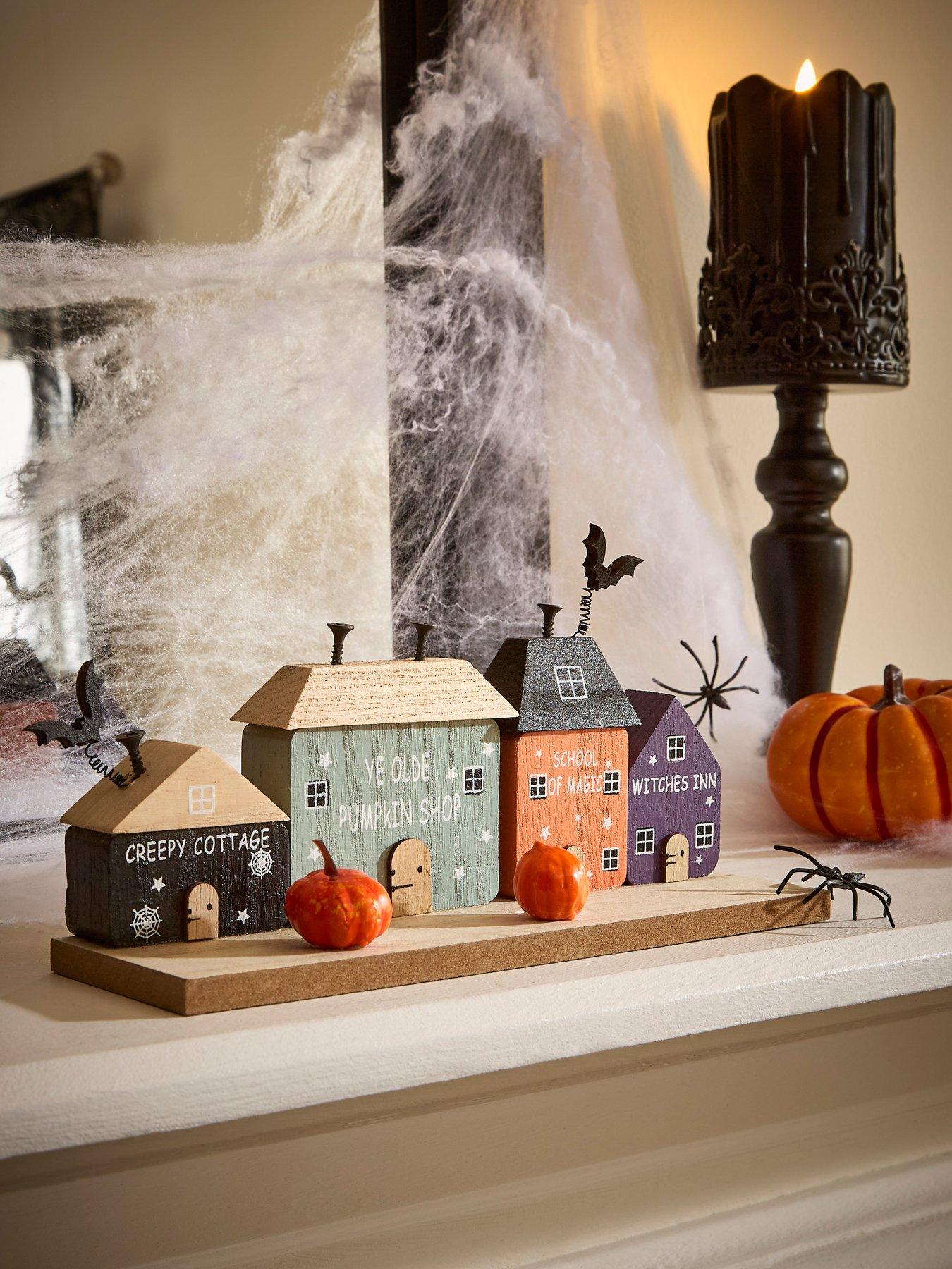 Heaven Sends Set of 4 Halloween House Decorations