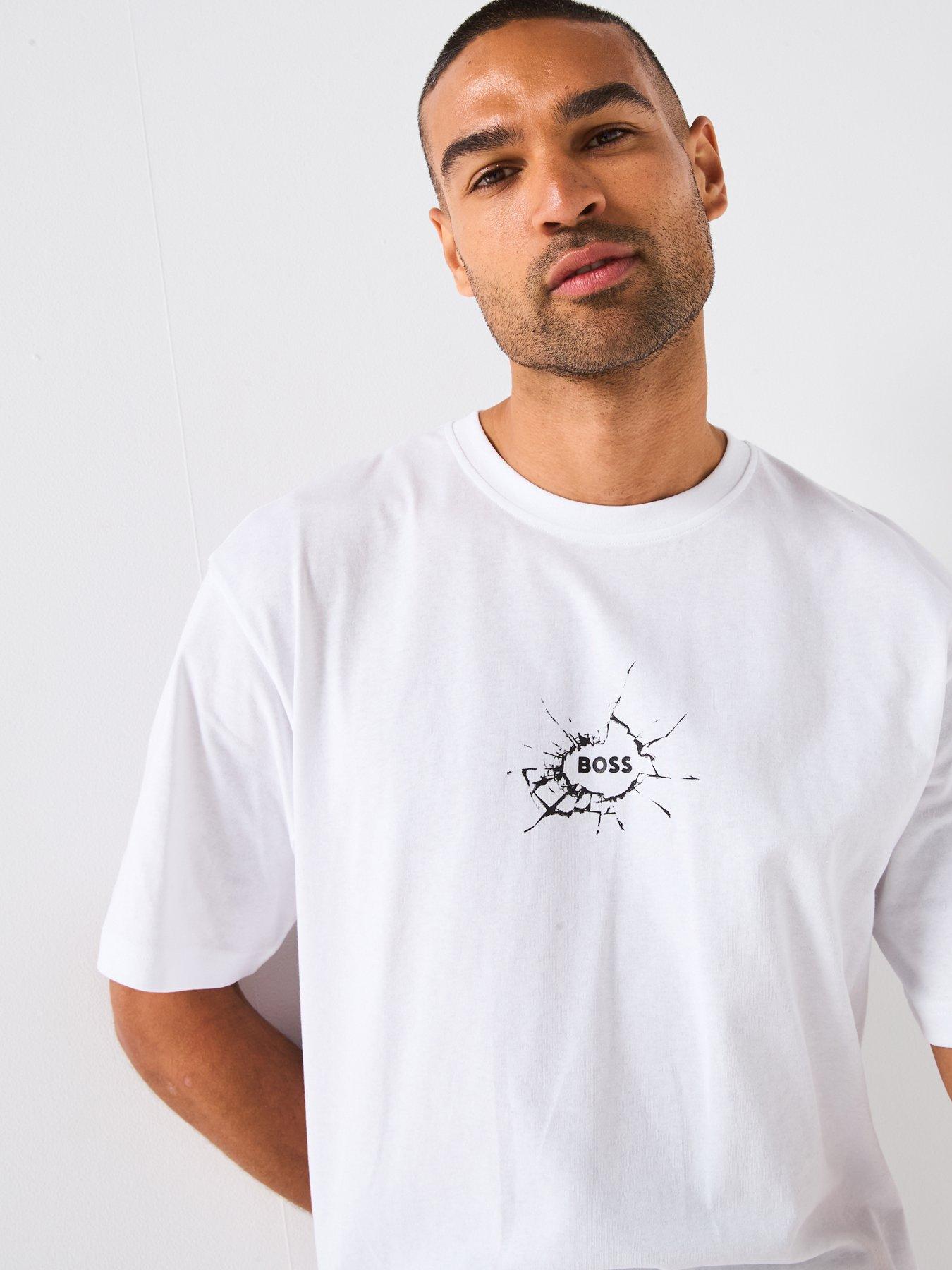 boss-voyage-relaxed-fit-small-crack-logo-t-shirt-whiteoutfit