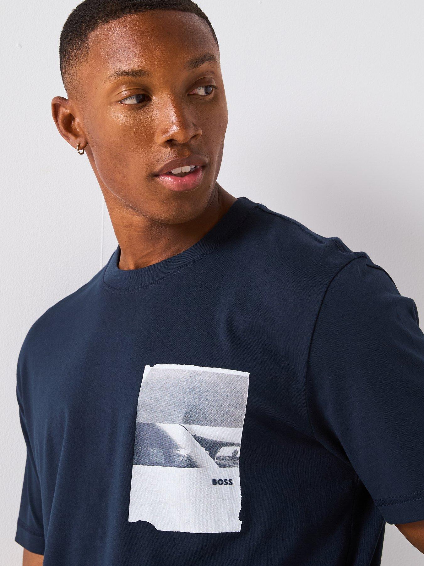 boss-container-regular-fit-chest-graphic-t-shirt-navyoutfit