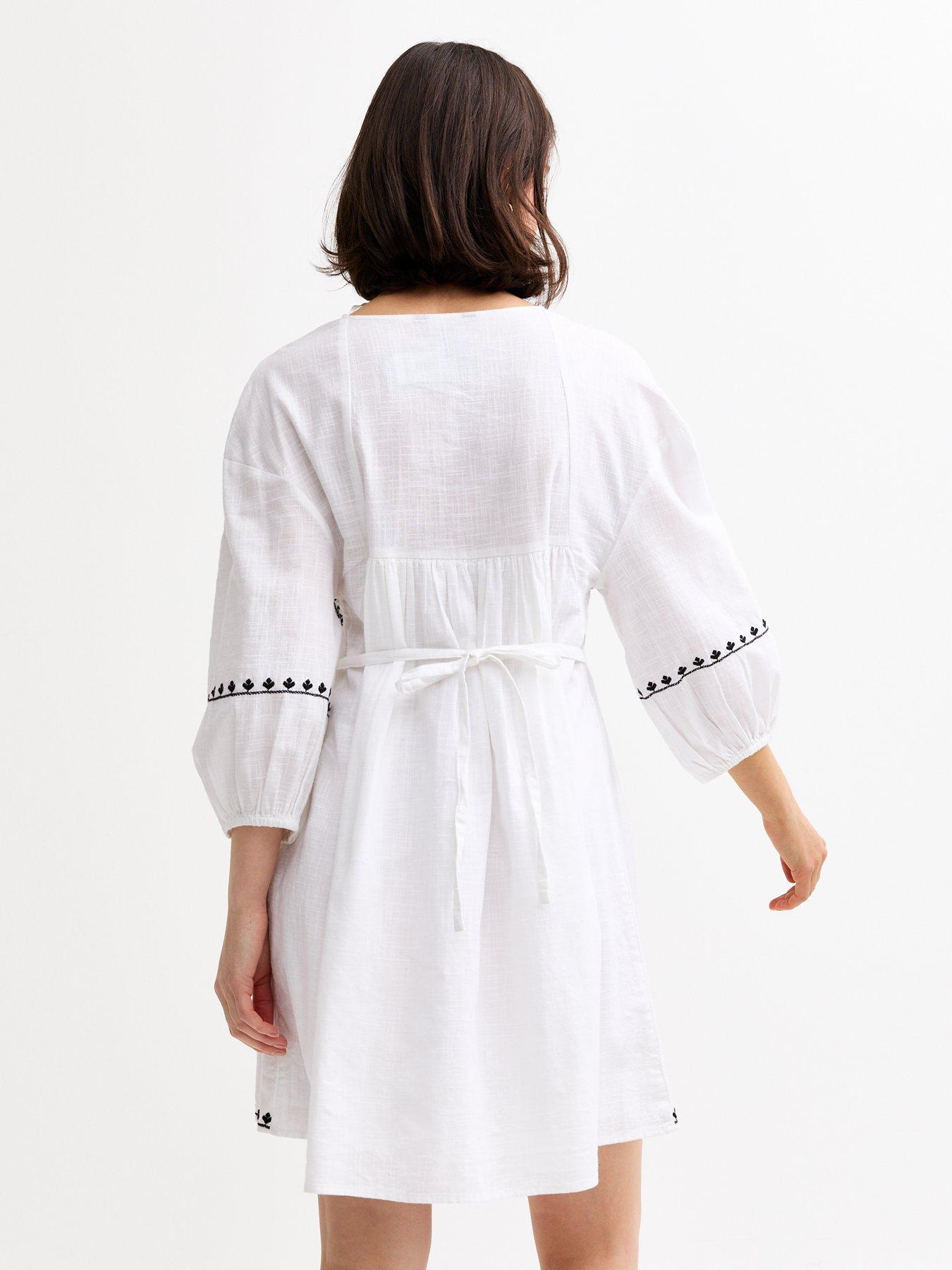 Image 2 of 4 of New Look Floral Embroidered Smock Mini Dress - White