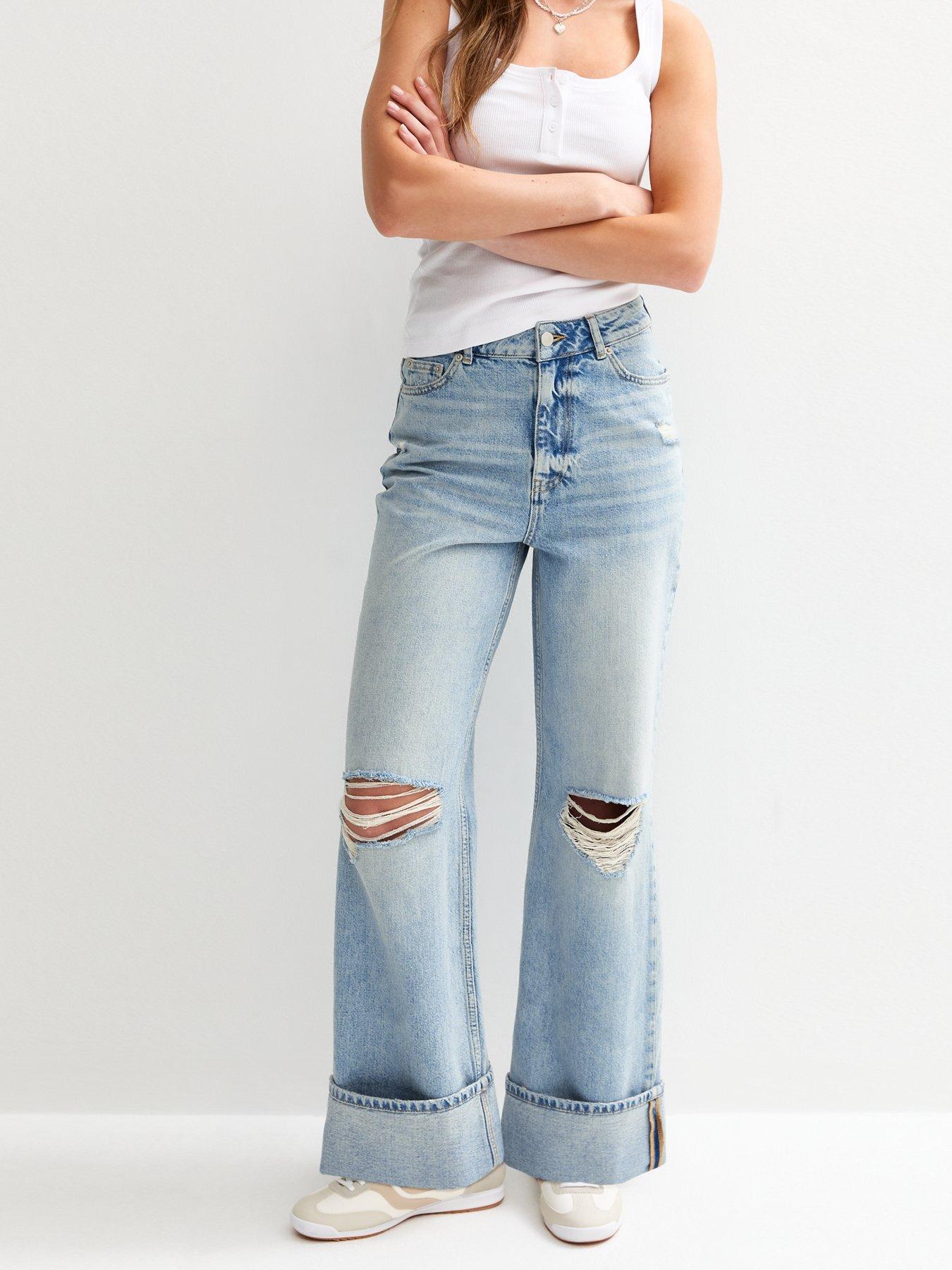 New Look Ripped Knee Wide Leg Turn Up Jeans - Light Blue