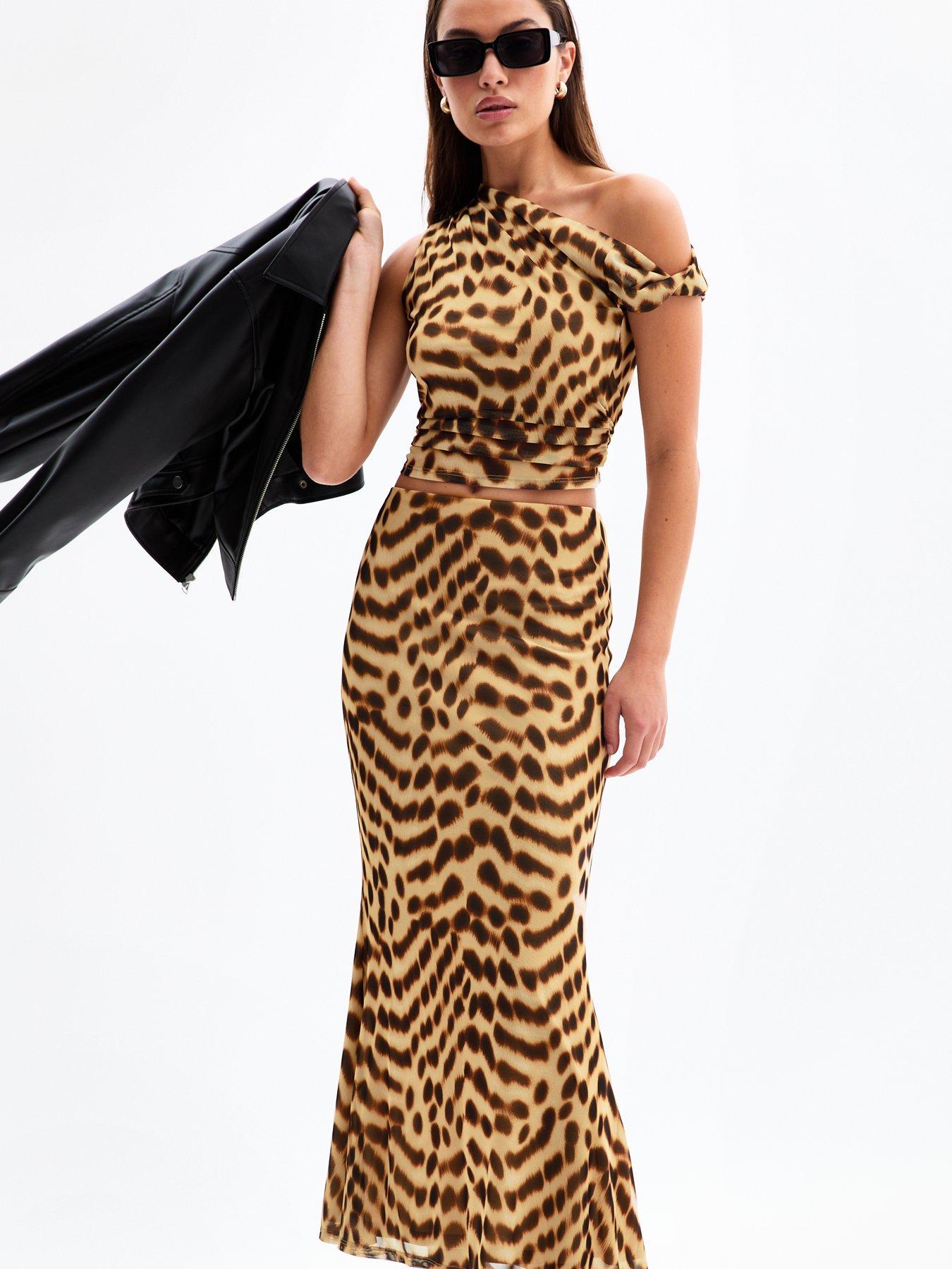 Image 4 of 6 of New Look Leopard Print Mesh Midi Skirt - Brown
