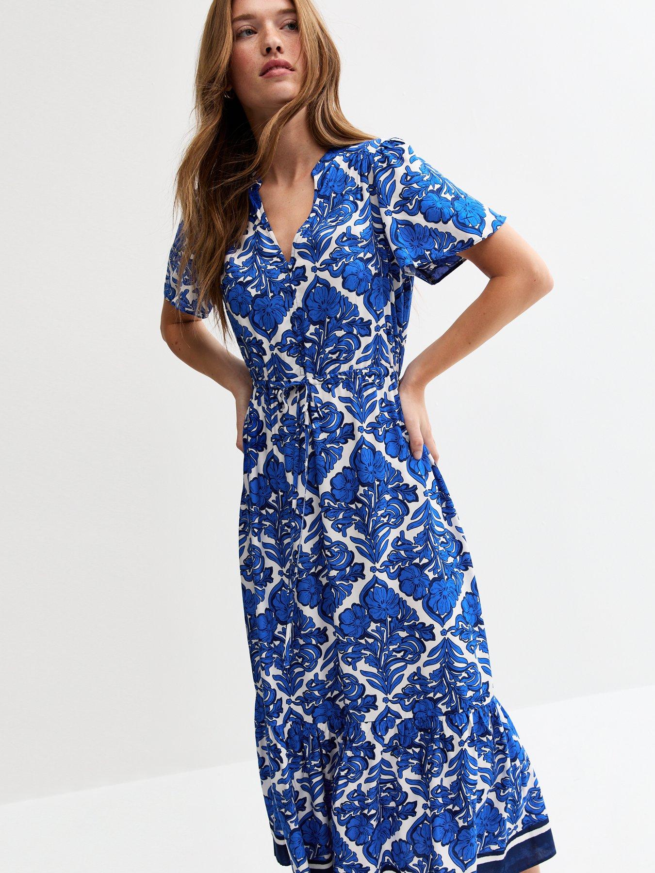 Image 3 of 4 of New Look Pattern Tamara Tile Midi Dress - Blue