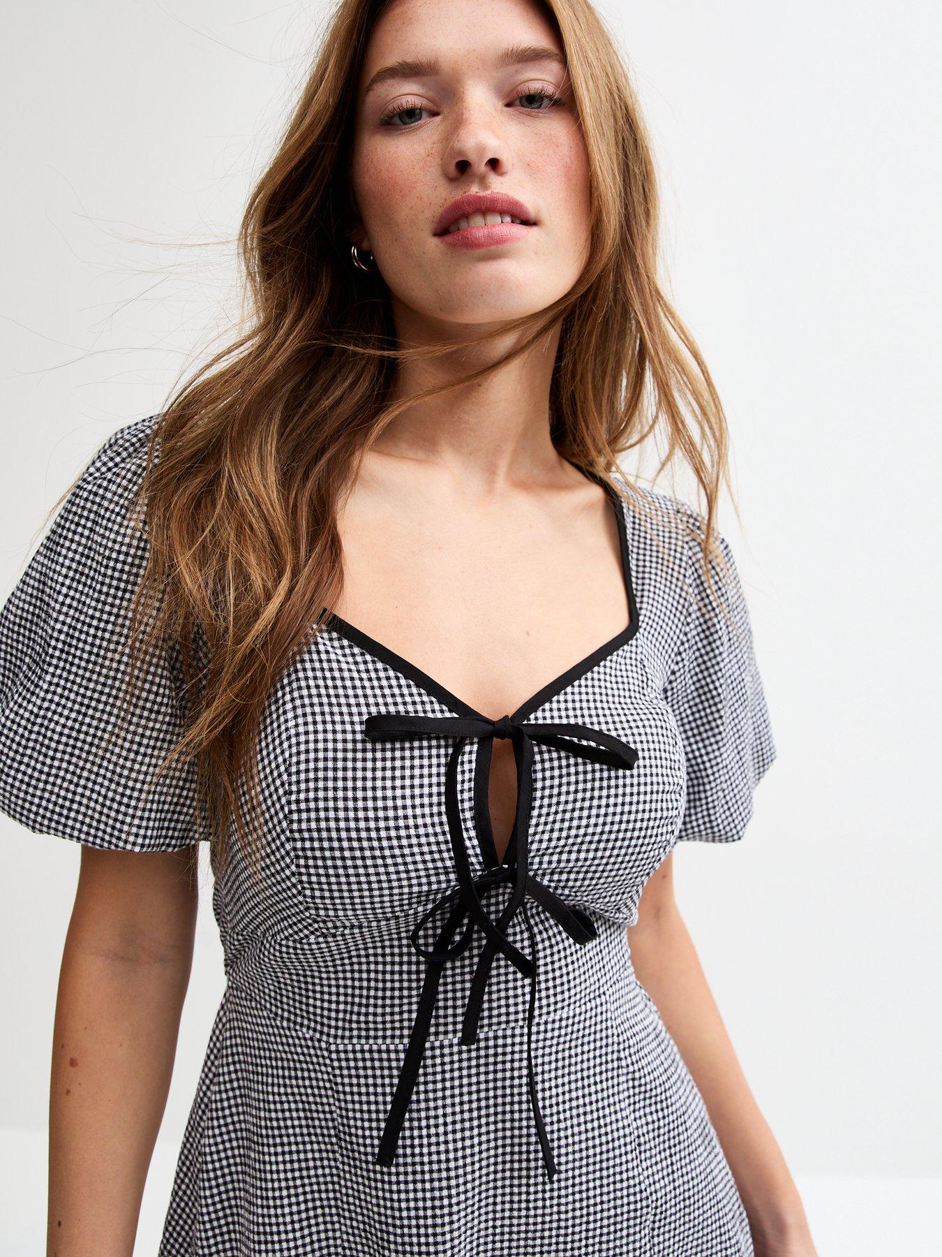 new-look-gingham-tie-neck-mini-dress-blackoutfit