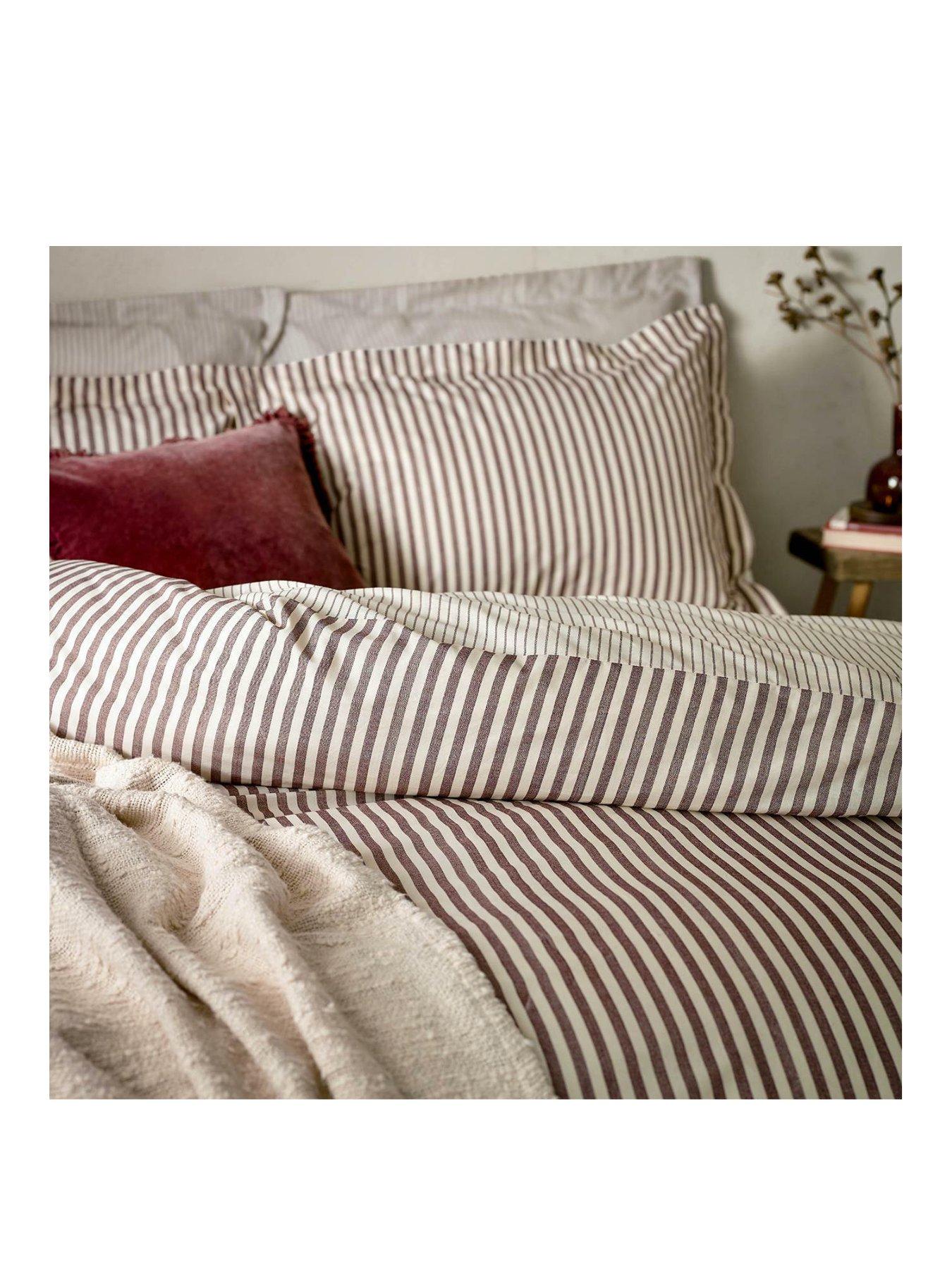 yard-hebden-stripe-100-cotton-duvet-set-beetrootstillFront