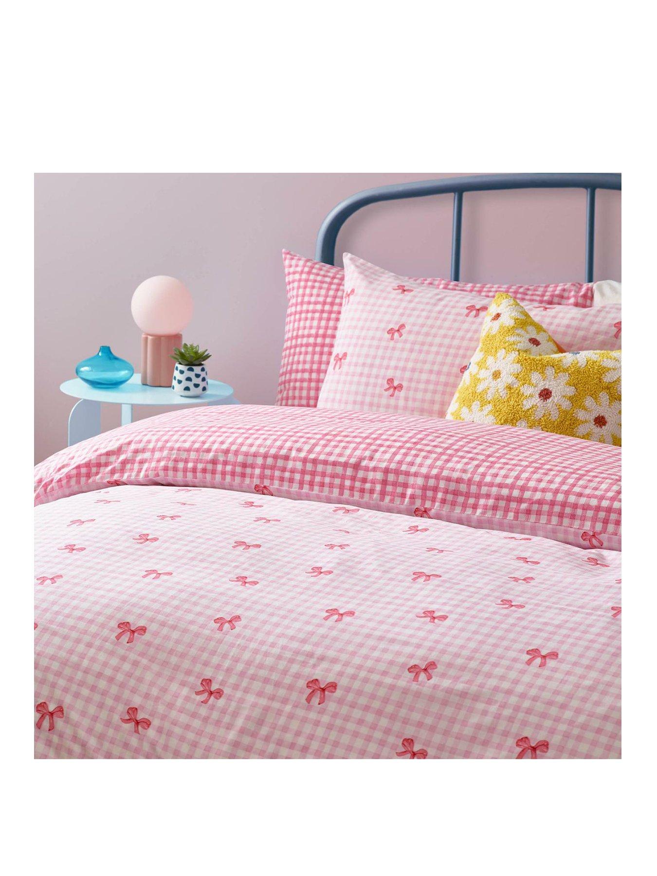 heya-home-gingham-bows-duvet-cover-set-in-pinkstillFront
