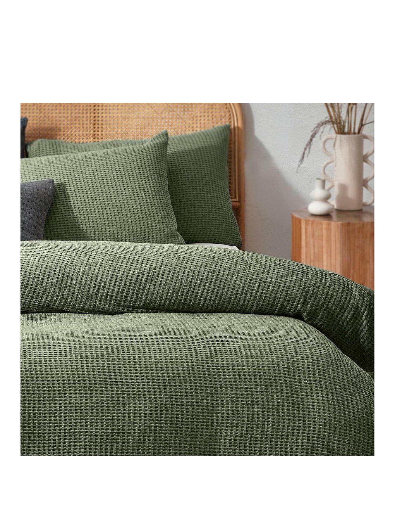 Image 2 of 5 of Yard <p>&nbsp;Chunky Waffle 100% Cotton Duvet Cover Set in Green</p>
