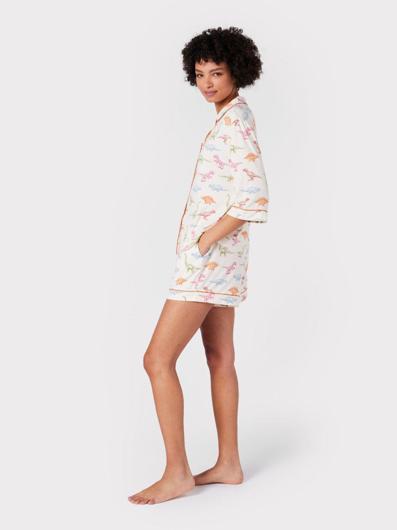 chelsea-peers-dinosaur-print-short-pyjama-setoutfit
