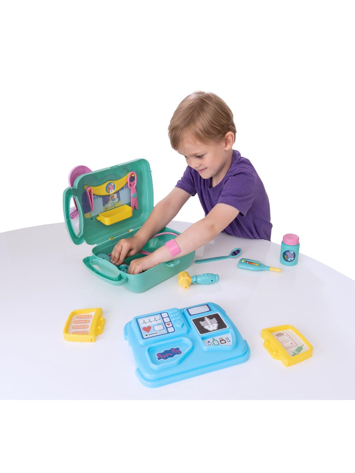 Peppa Pig - Avventura di Peppa, playset Peppa Dalla Veterinaria, giocattolo per età prescolare, 1 action figure e 3 accessori, dai 3 anni in su