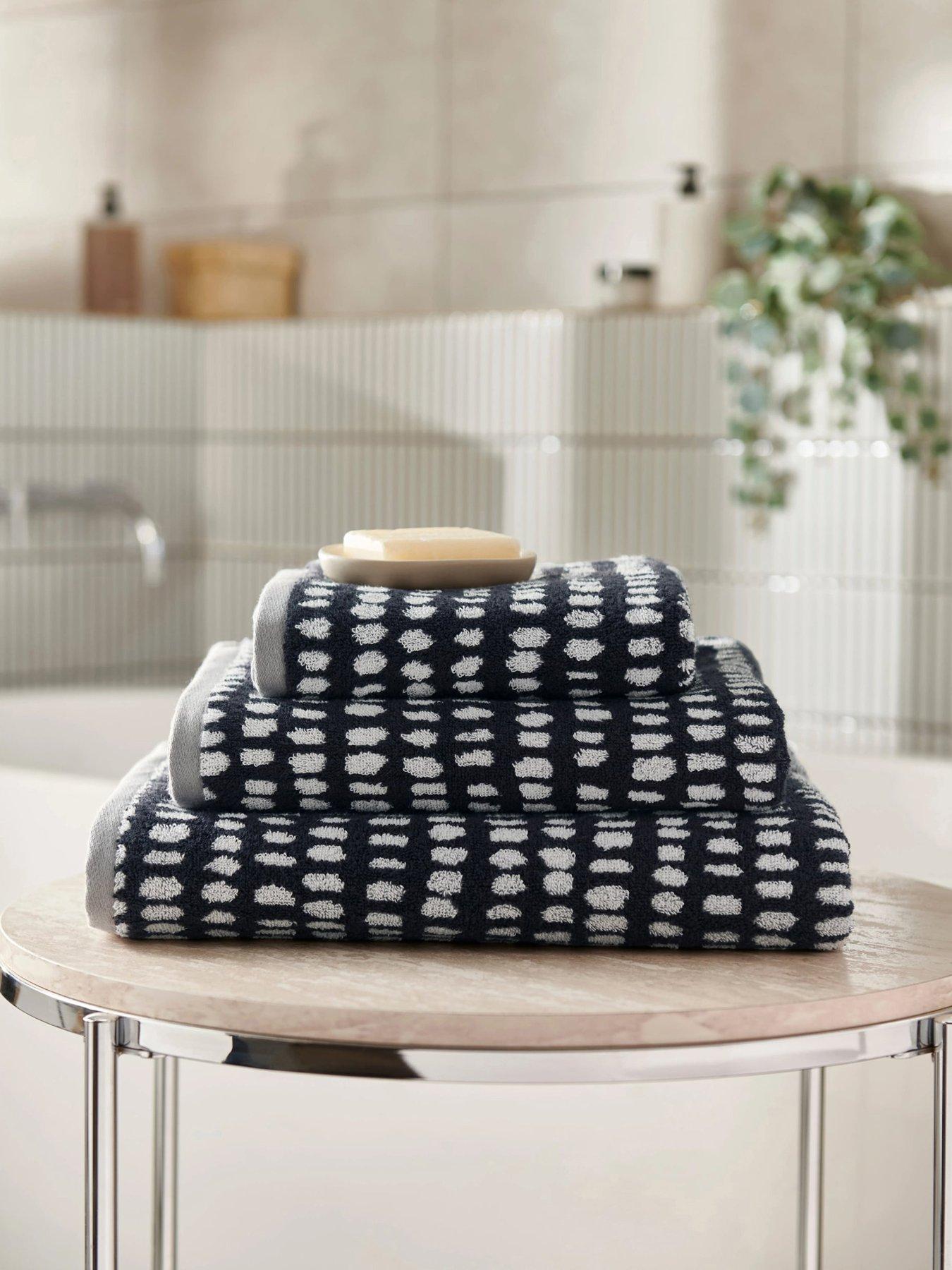 undefined Arri 100% Cotton Towel Collection - Black