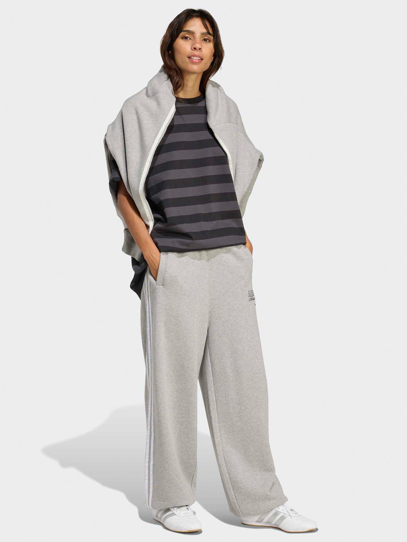 adidas-originals-womens-graphic-sweatpant-greyback