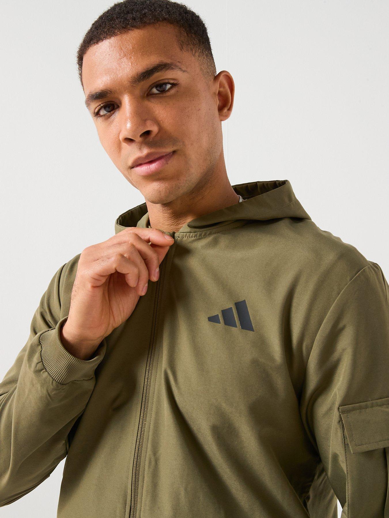 adidas-sportswear-mens-cargo-tracksuit-greendetail