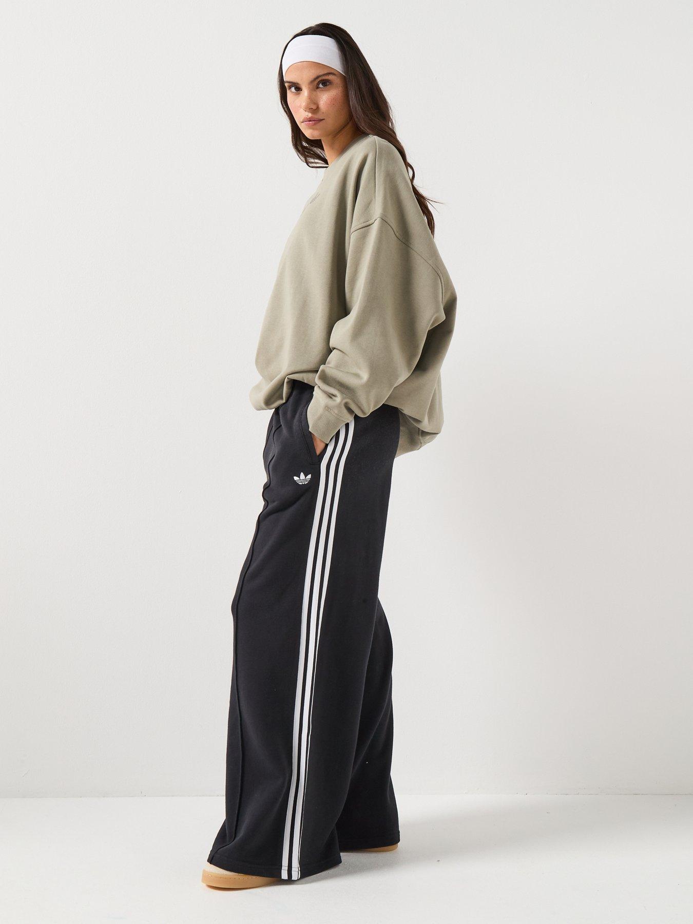 Image 3 of 6 of adidas Originals Women's Three Stripe Pants - Black