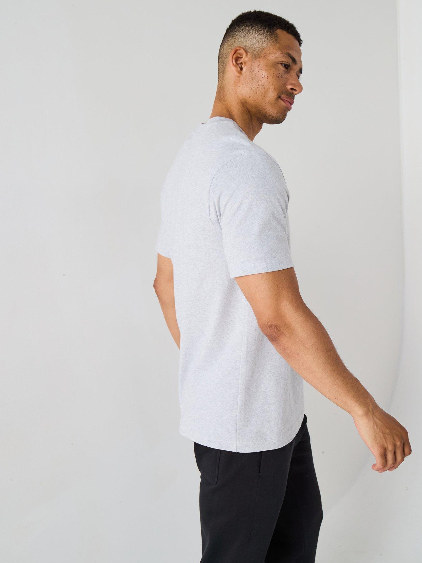 adidas-sportswear-mens-essentials-small-logo-t-shirt-greydetail