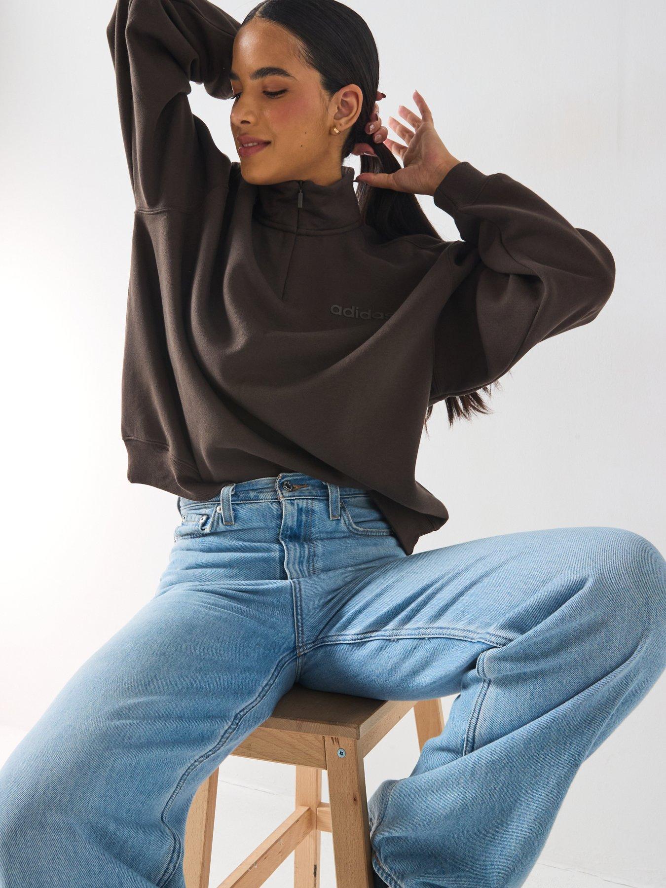 adidas-originals-womens-essential-linear-quarter-zip-brownoutfit