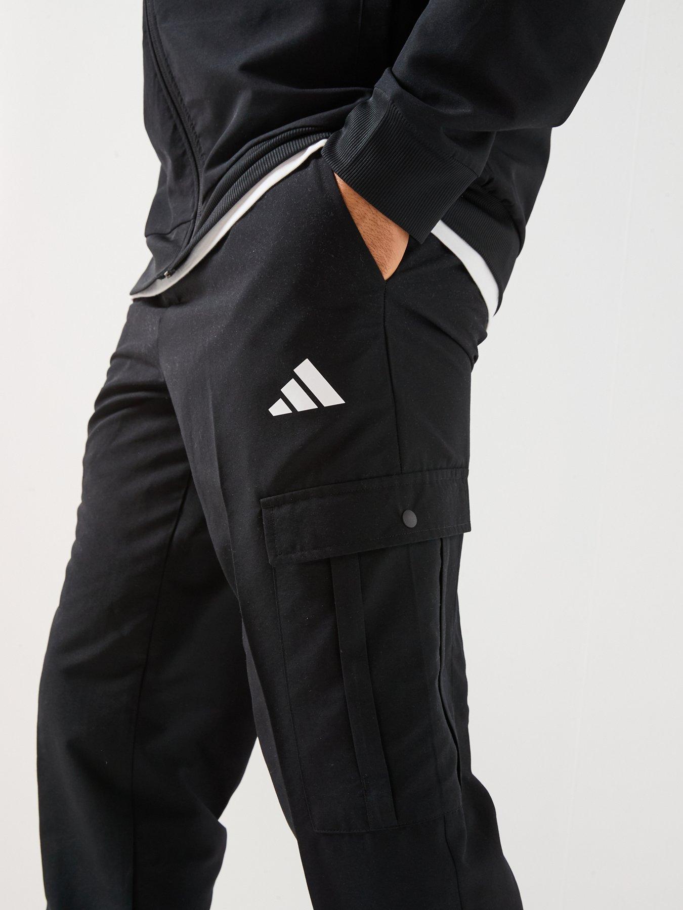 adidas-sportswear-mens-cargo-tracksuit-blackdetail