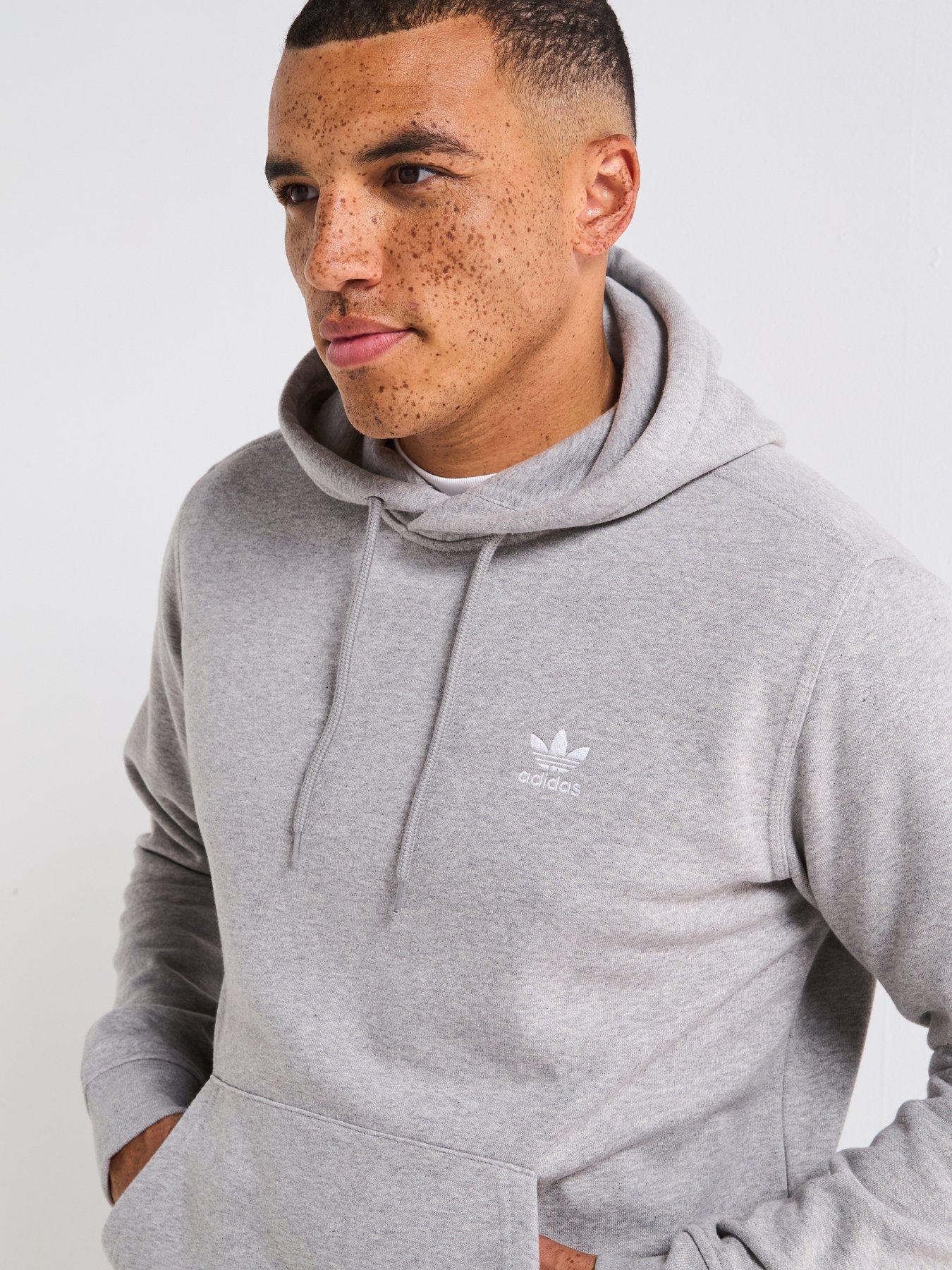 adidas-originals-mens-trefoil-essentials-hoodie-greyoutfit