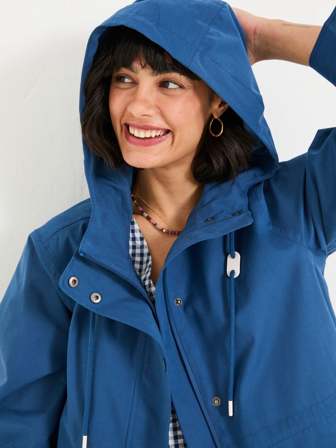 fatface-lola-waterproof-coat-navyoutfit