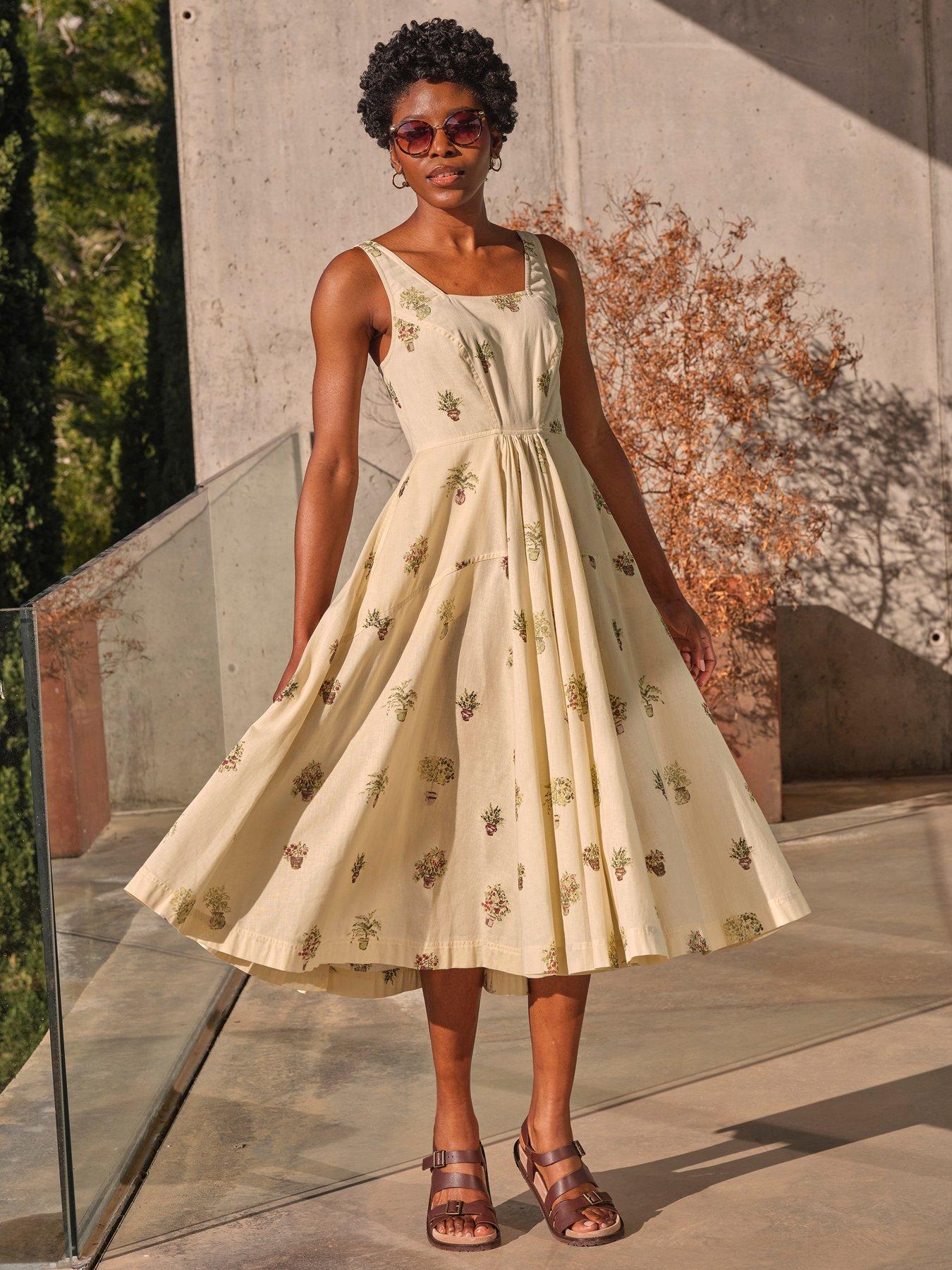 FatFace Maria Plant Print Dress - White