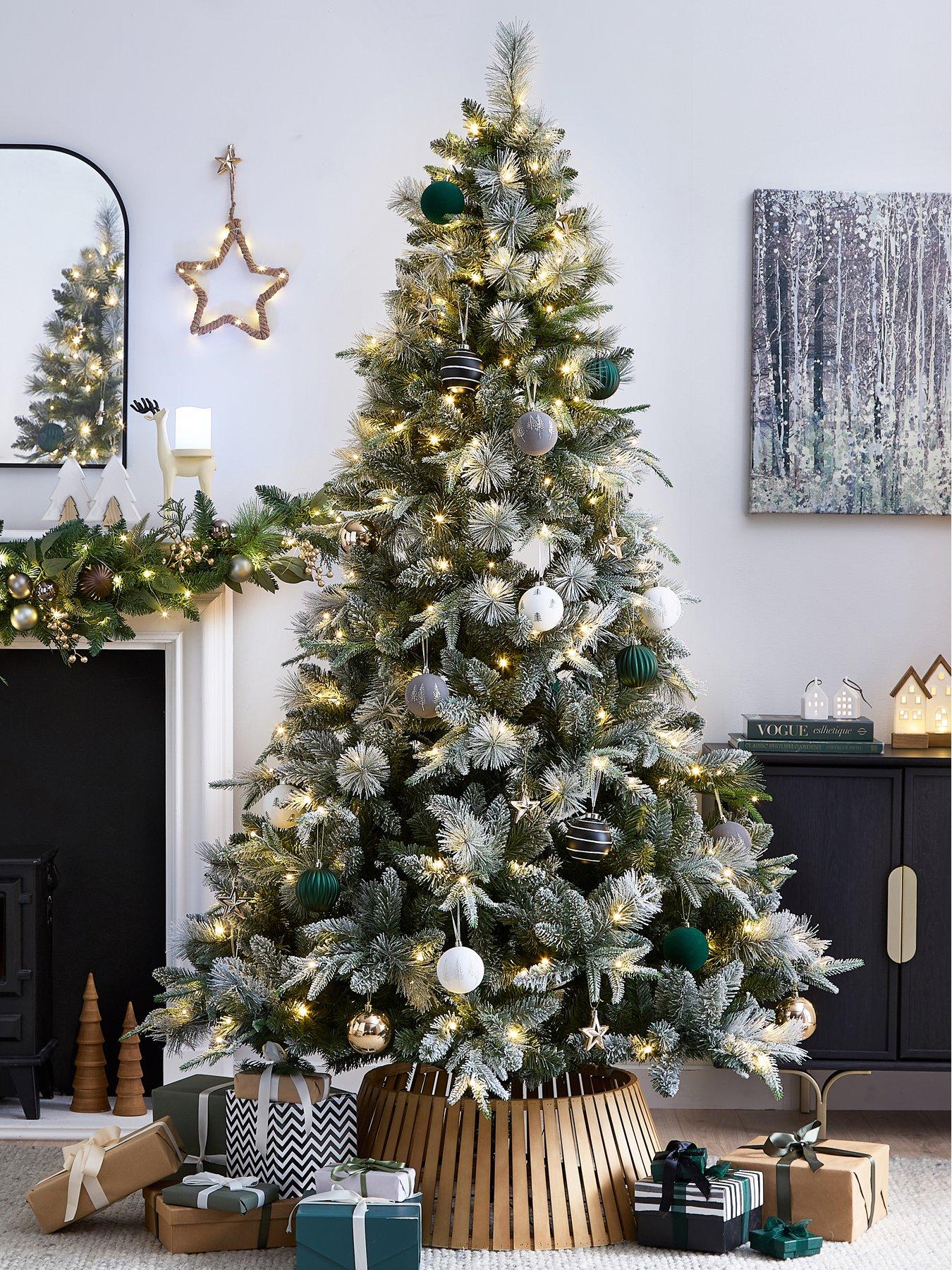 Very Home 7ft High Moor Flocked Pre Lit Christmas Tree