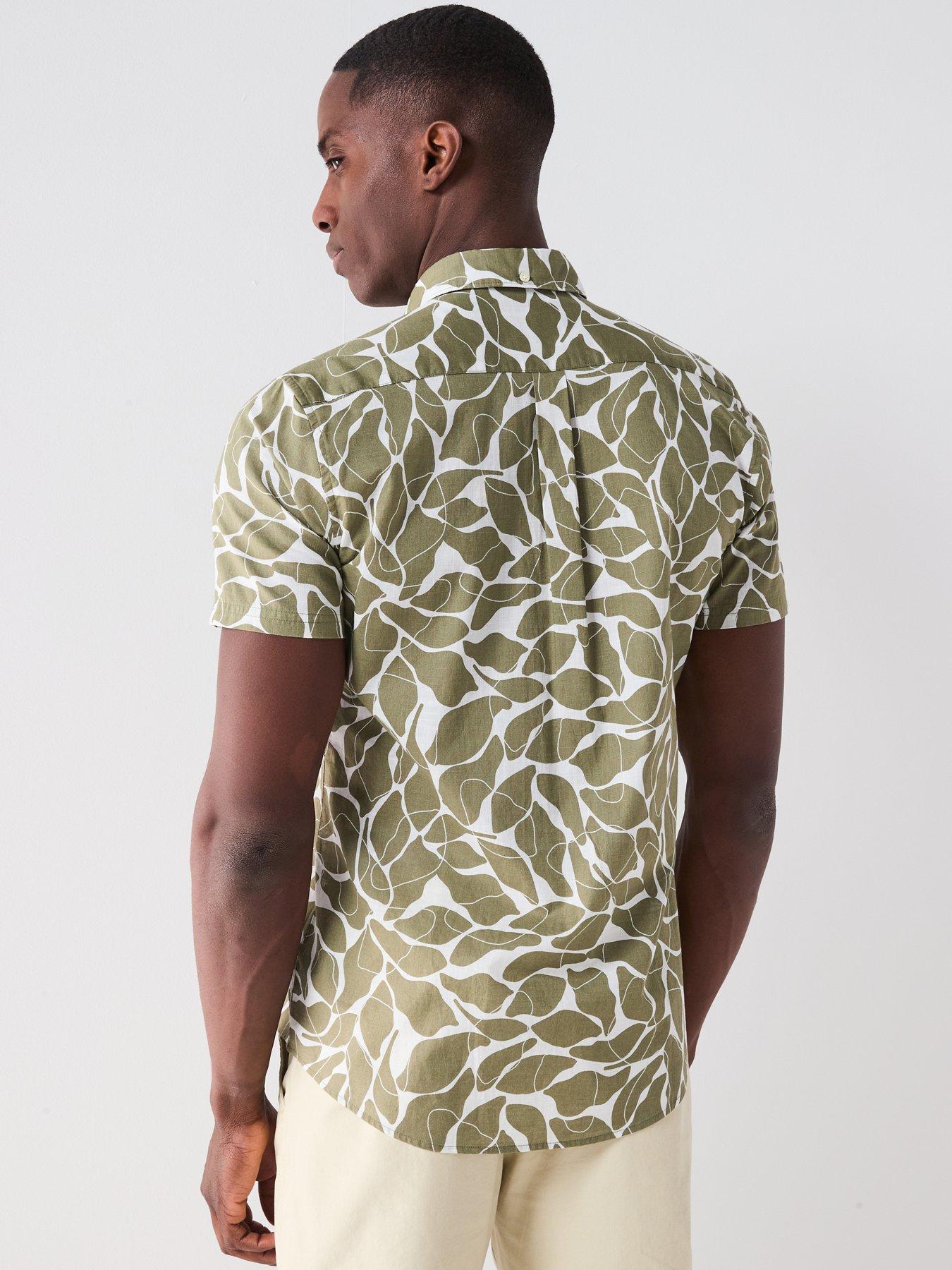 barbour-spillroad-short-sleeve-all-over-print-tailored-shirt-light-greenstillFront