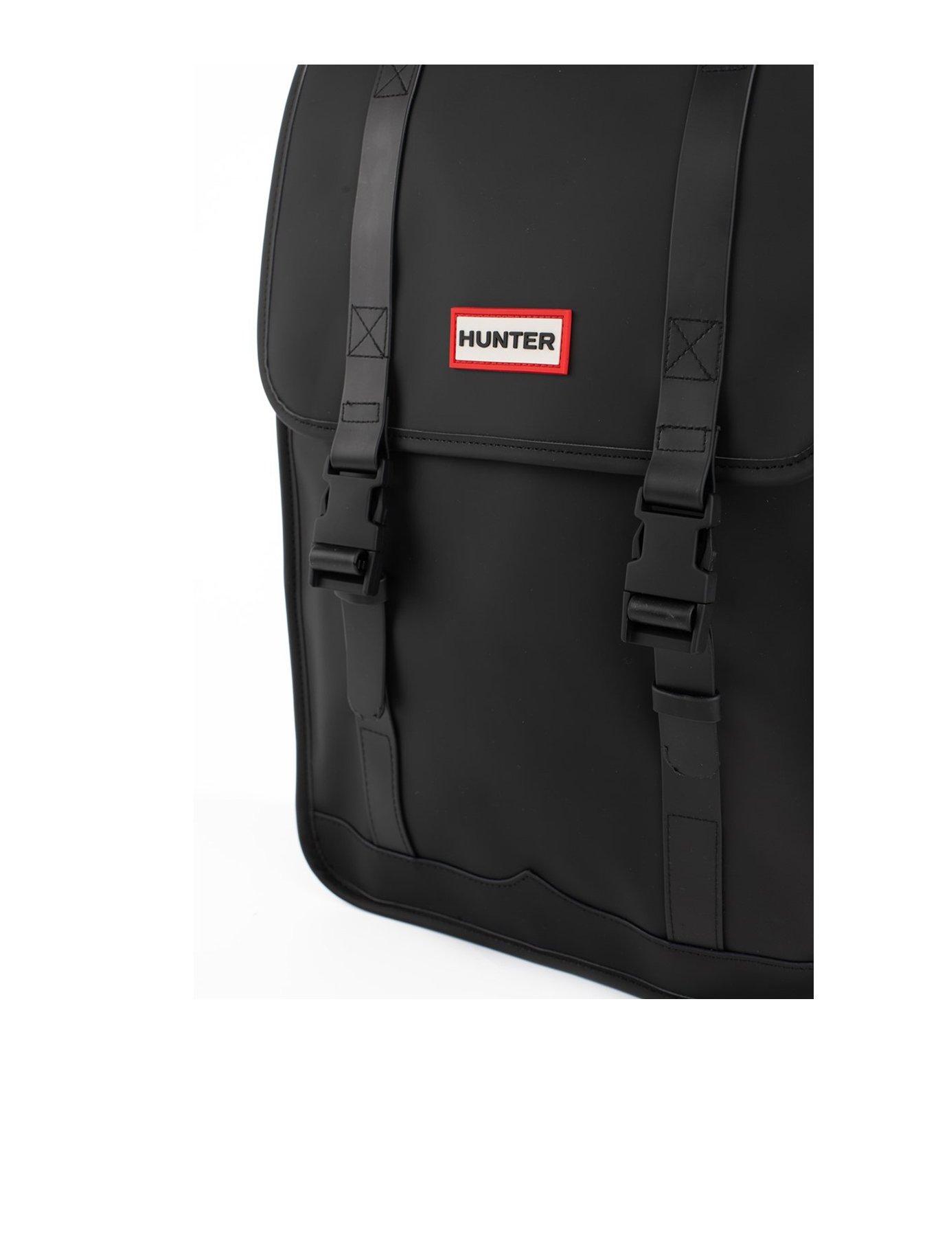 hunter-shawlands-backpackback