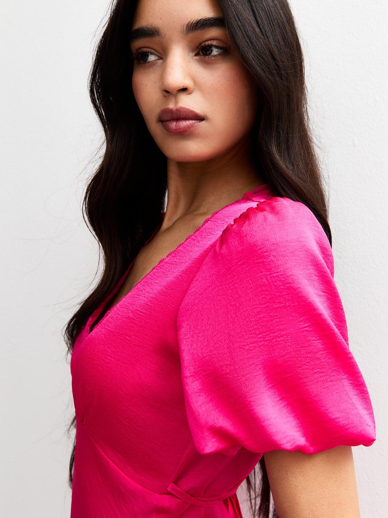 new look ruffle sleeve satin midi dress in pink New Look Satin Ruffle Trimmed V-Neck Midi Dress - Light Pink