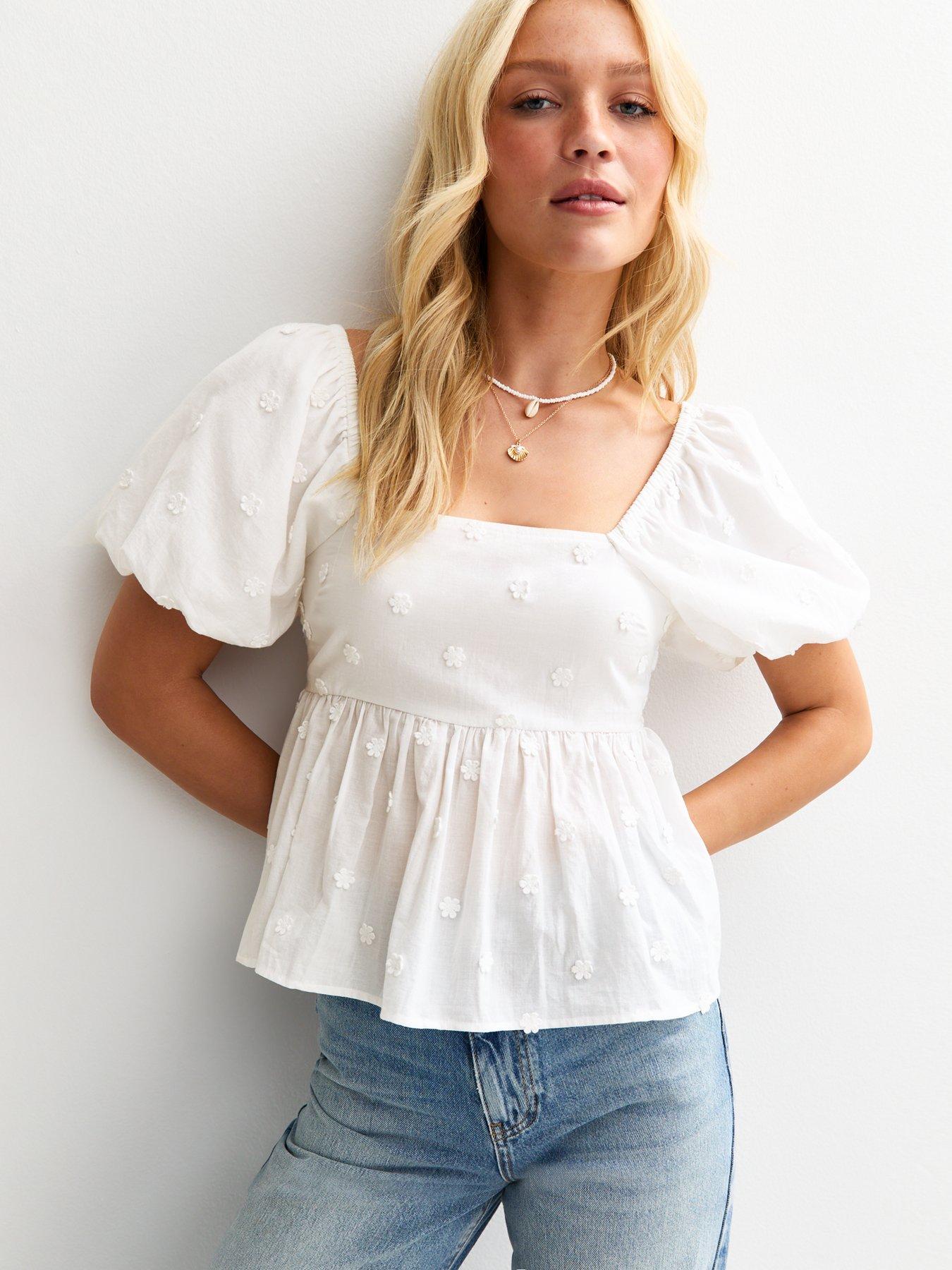 New Look Daisy Embroidery Puff Sleeve Milkmaid Top - White