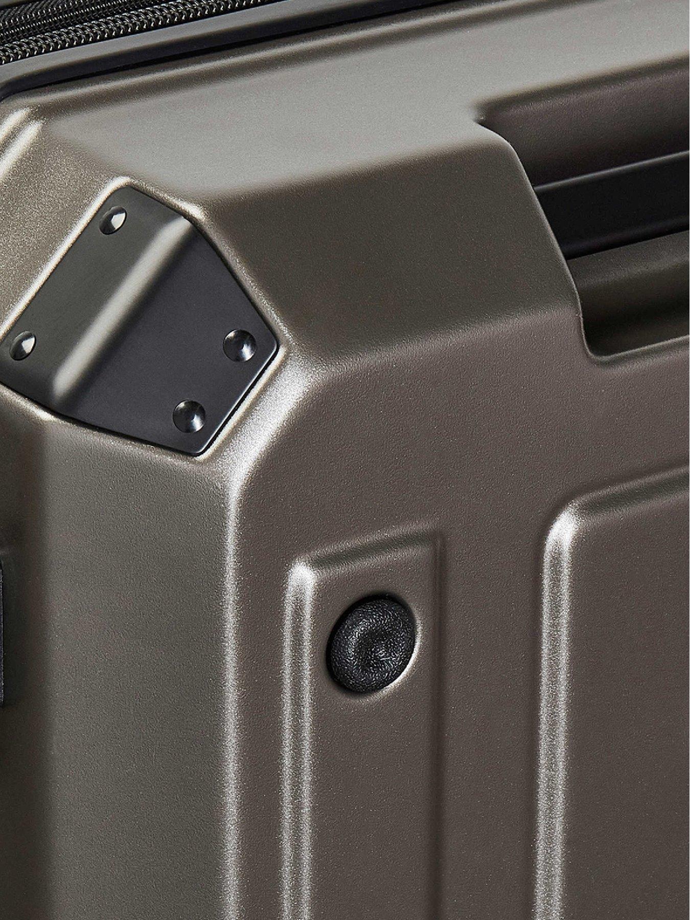 rock-luggage-alpine-medium-suitcase-blackdetail