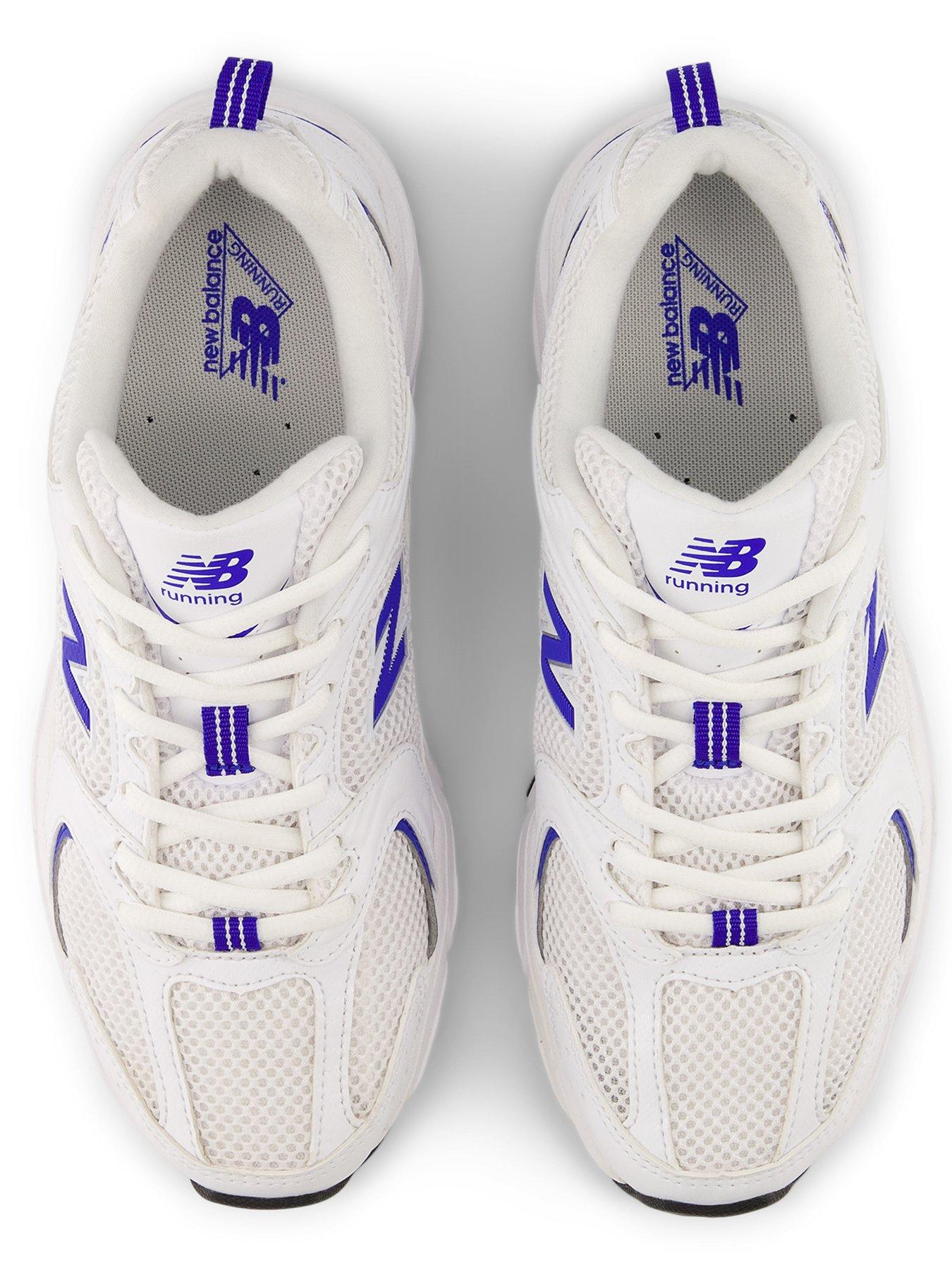 new-balance-womens-530-trainers-whiteoutfit
