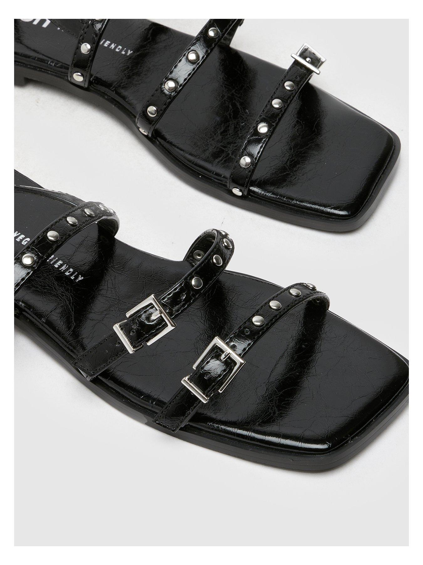 schuh-talmon-stud-flat-sandal-blackoutfit
