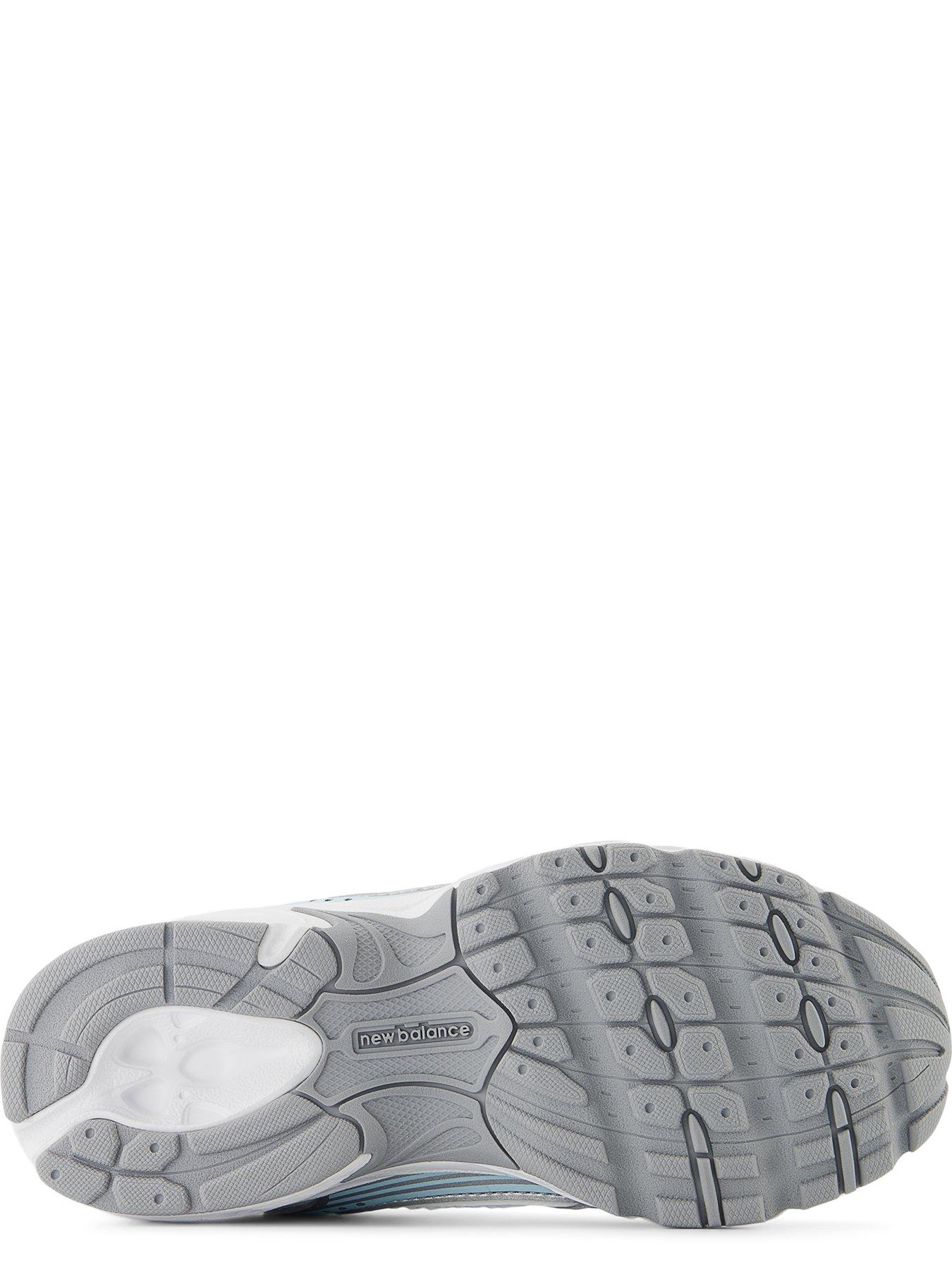 new-balance-kids-530-trainers-bluedetail