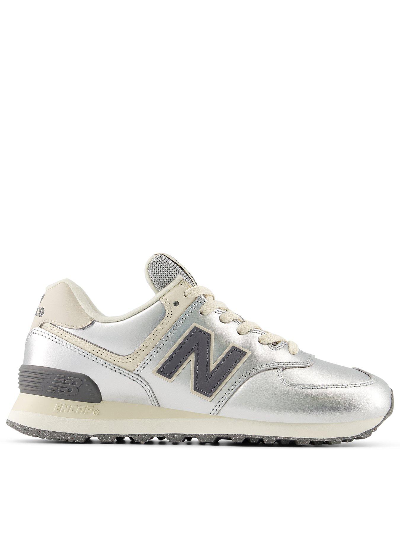 New Balance Women's 574 Trainers - Silver