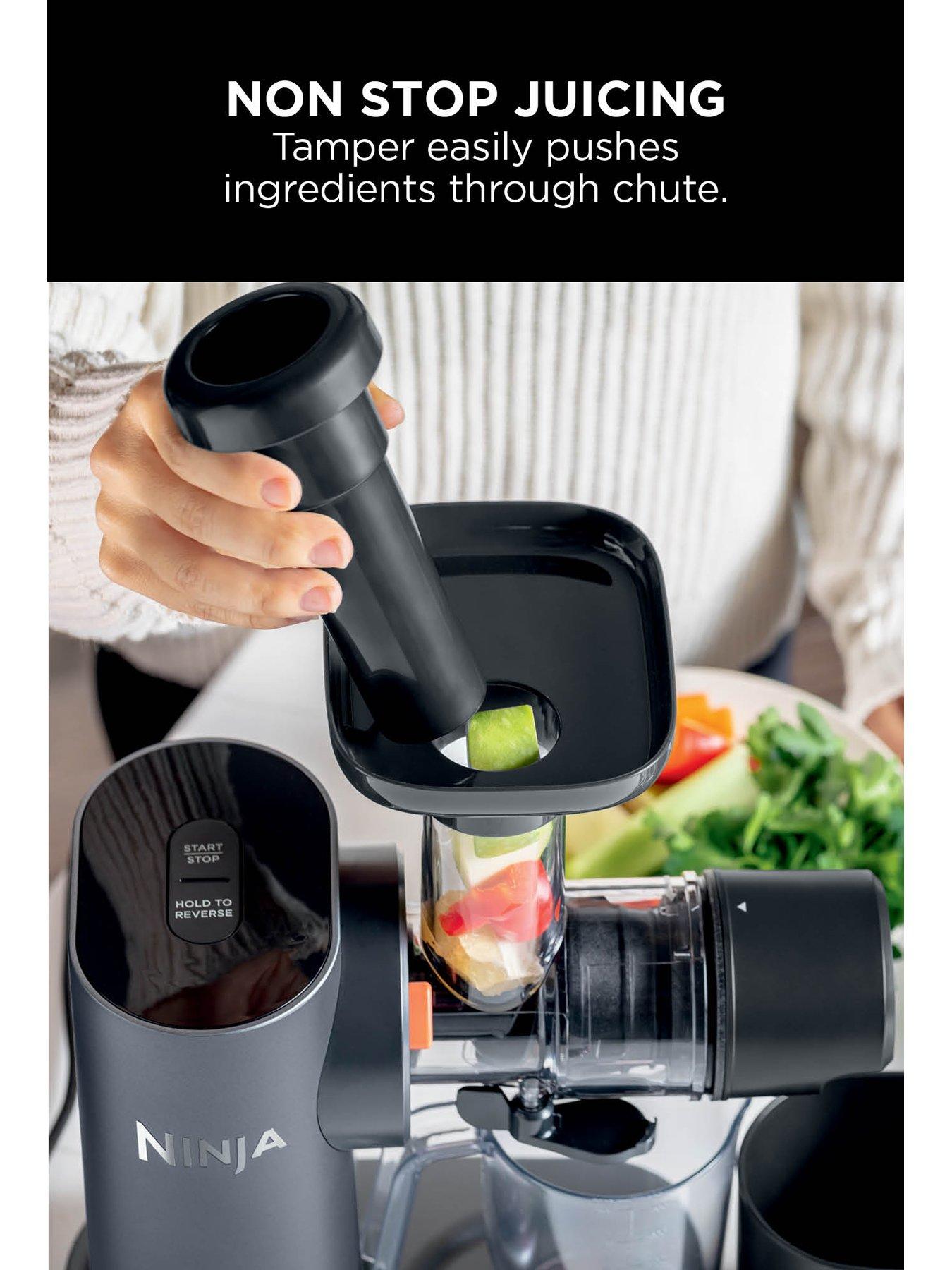 ninja-cold-press-juicer-with-anti-clog-filter-jc151ukoutfit