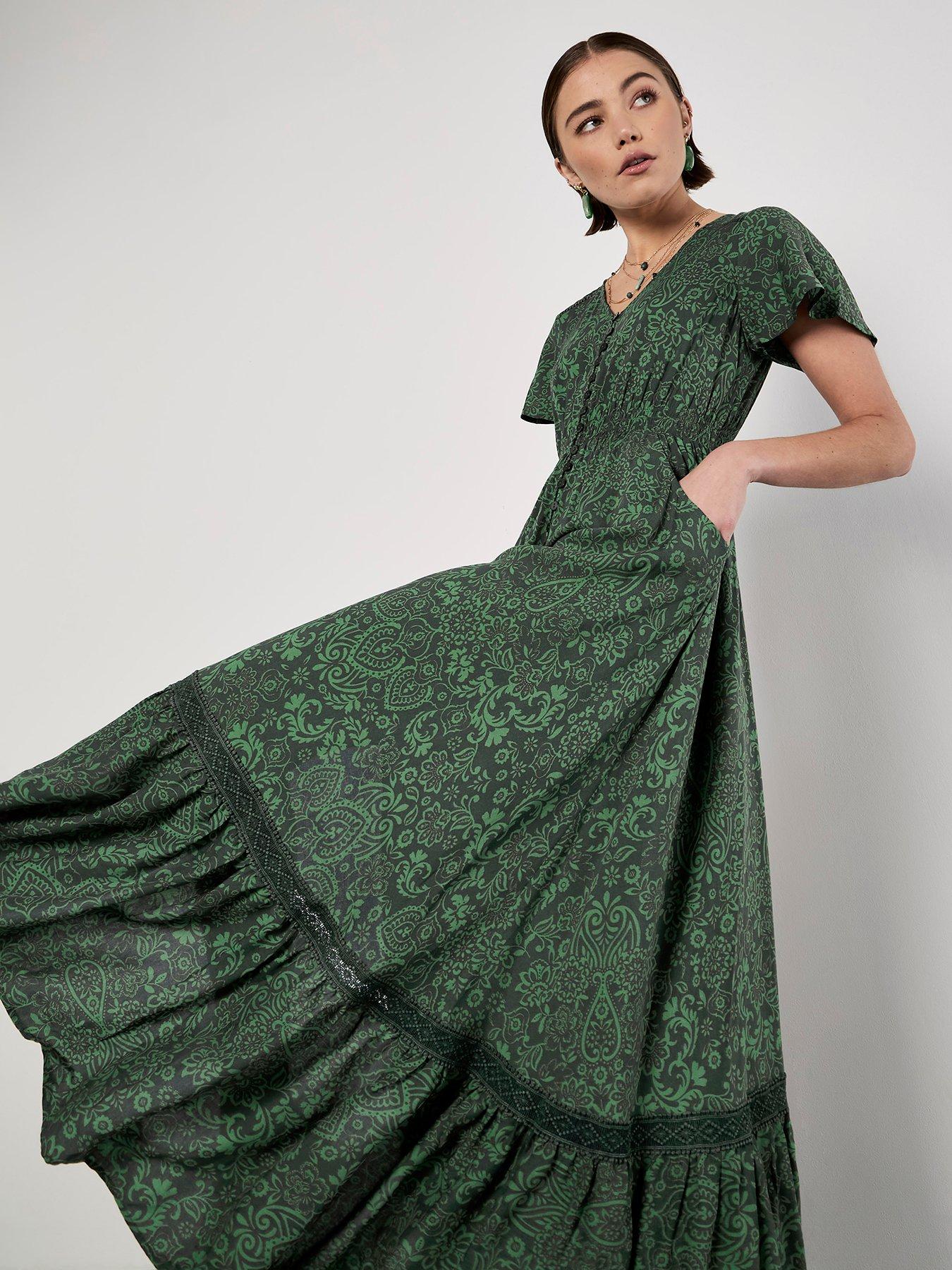 apricot-dreamcatcher-print-maxi-dress-greenoutfit