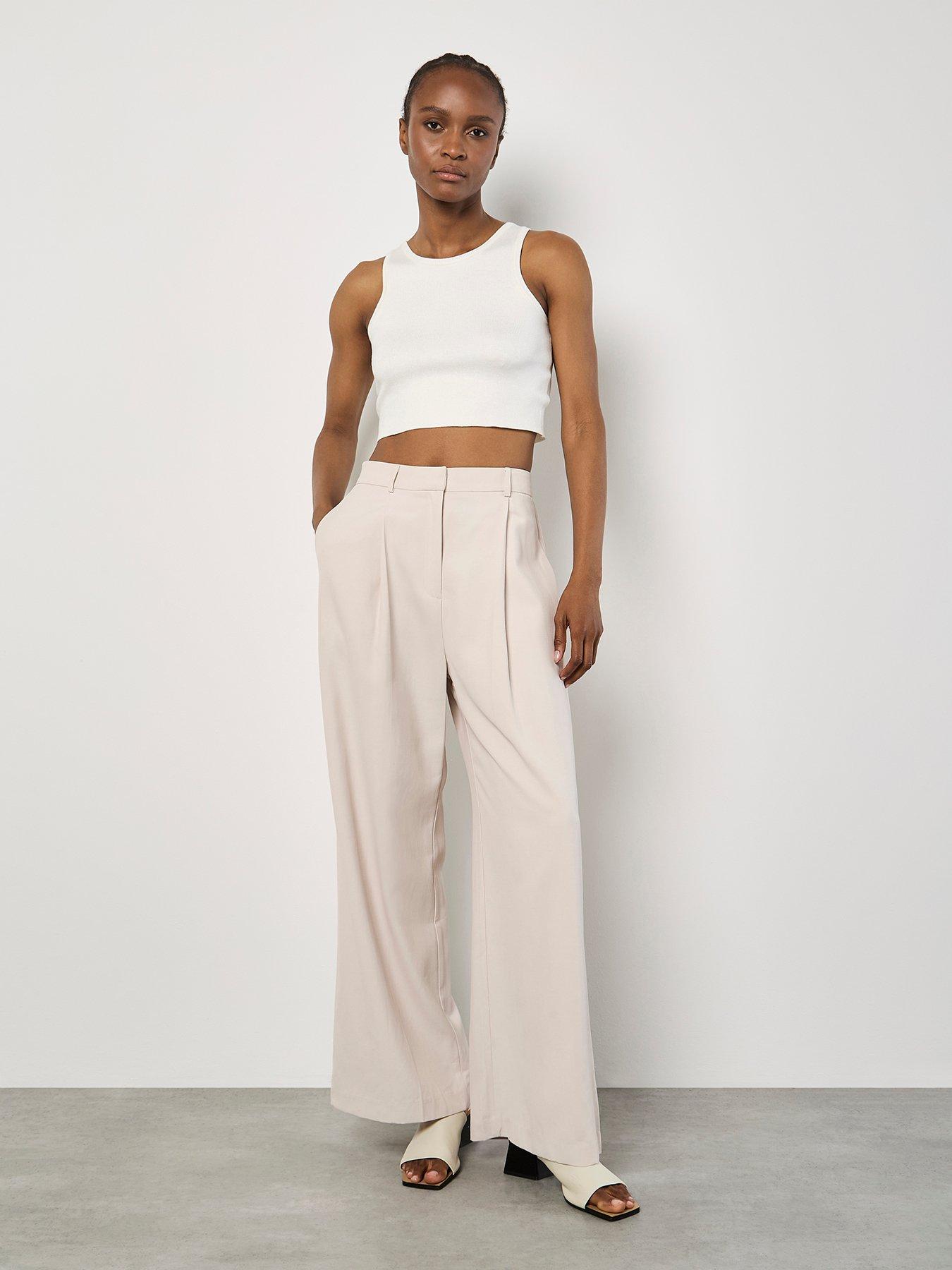 apricot-racer-knitted-crop-top-whiteback