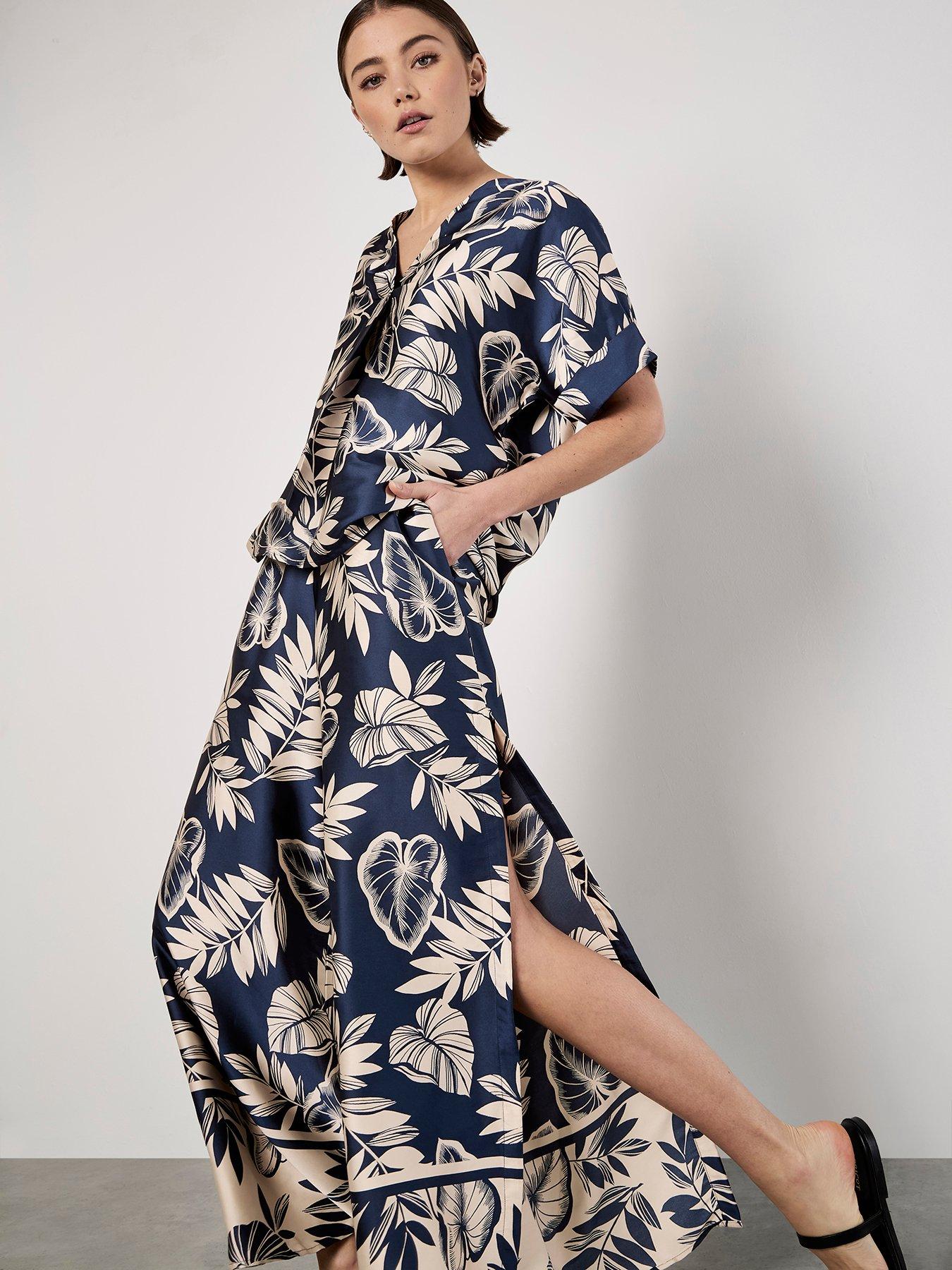 Image 4 of 5 of Apricot Palm Leaf Flare Satin Trousers - Blue