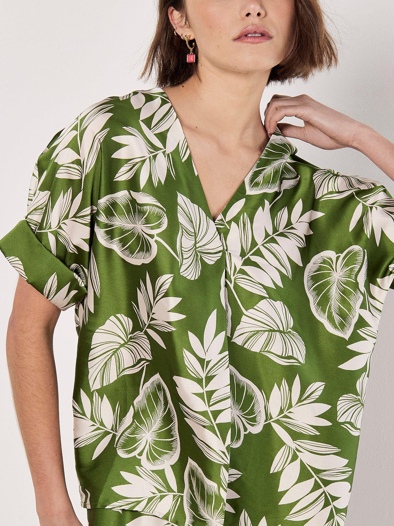 apricot-apricot-leaf-print-v-neck-satin-teeoutfit