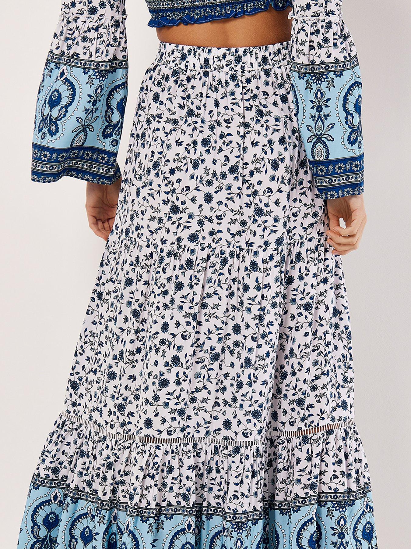 apricot-sarasa-border-tiered-floral-skirt-creambluestillFront