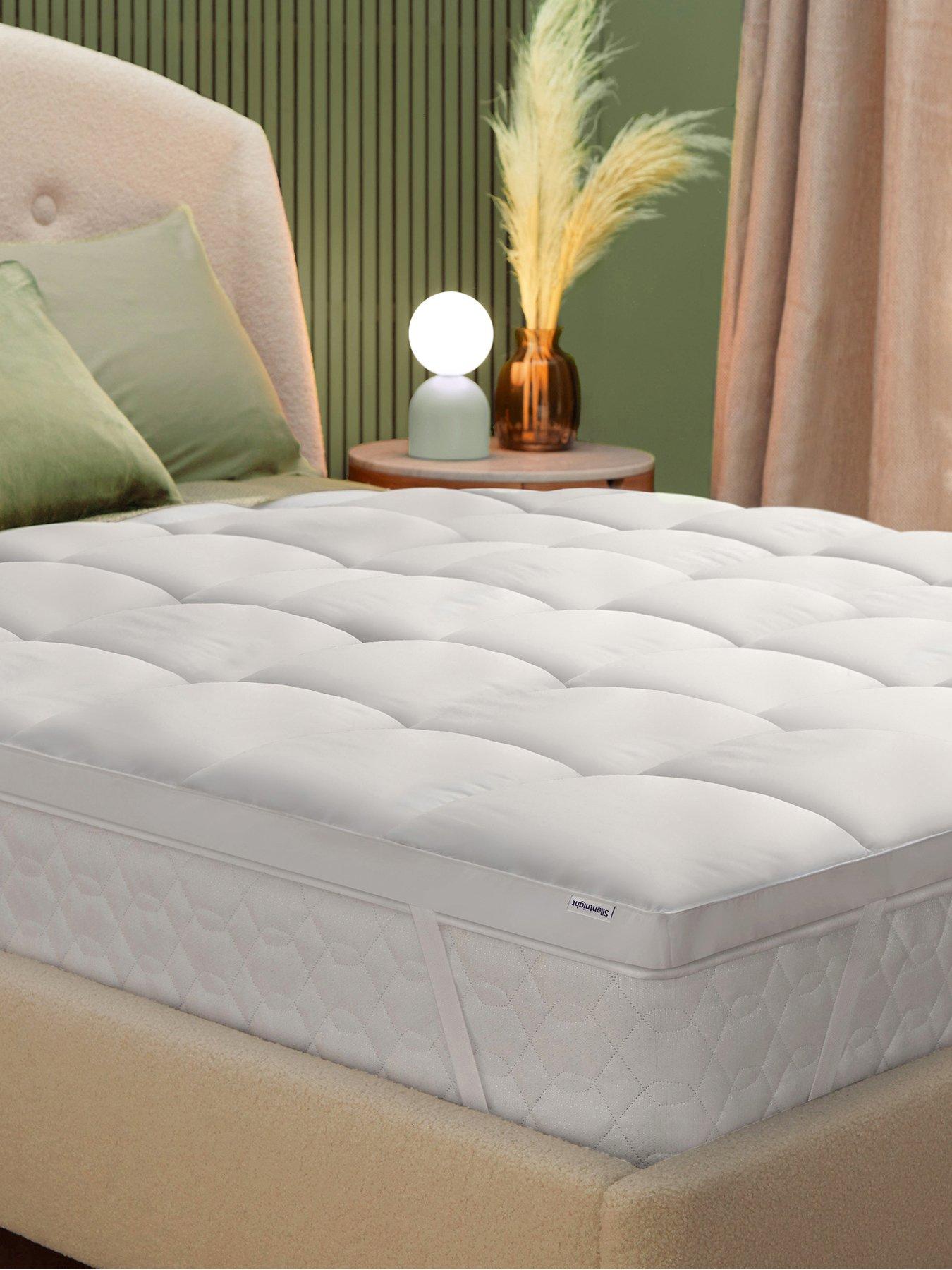 Image 1 of 7 of Silentnight Silentnight Anti Allergy Ultimate 5cm Mattress Topper