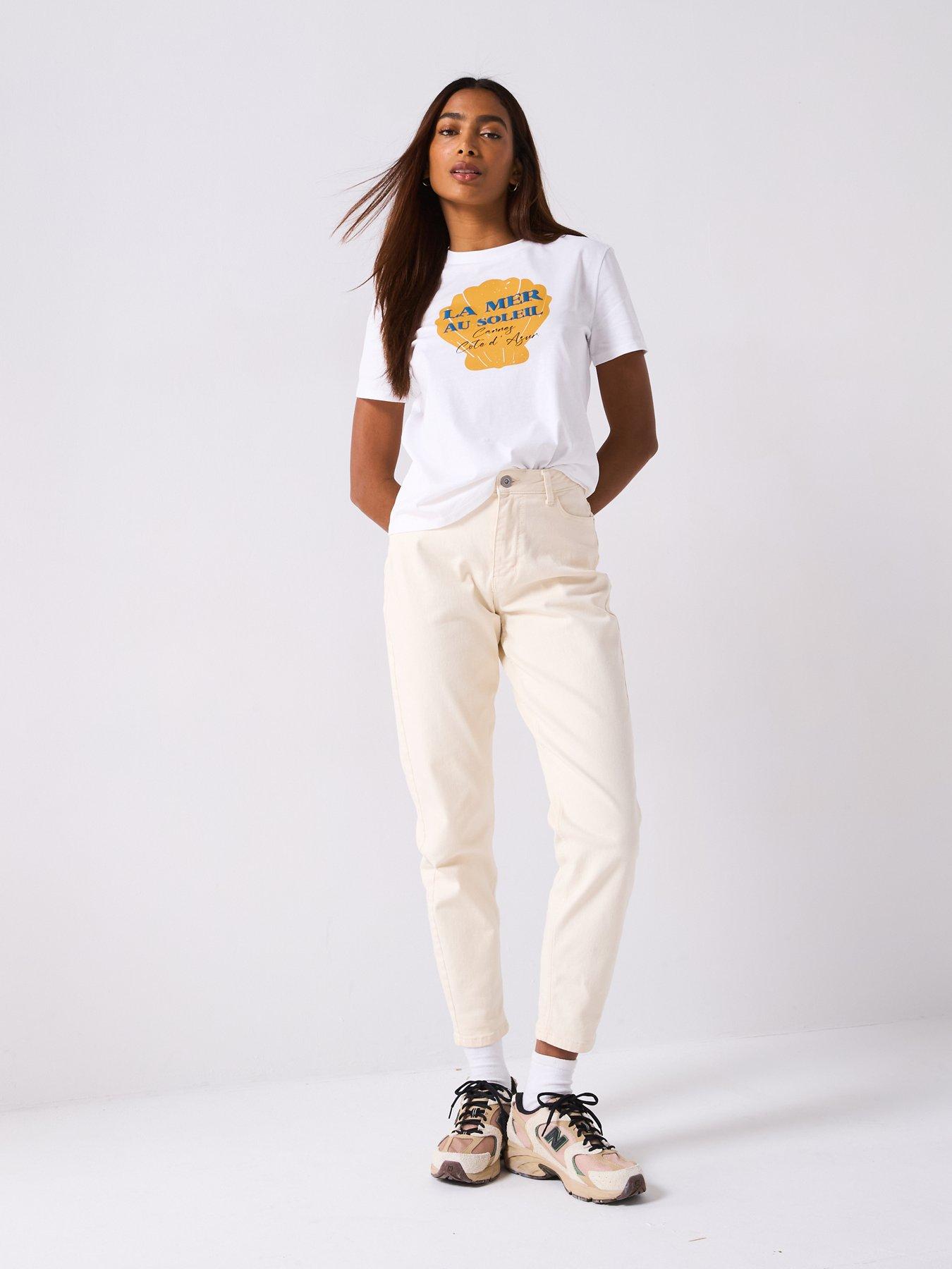 Image 3 of 6 of V by Very La Mer Shell Graphic T-Shirt - White