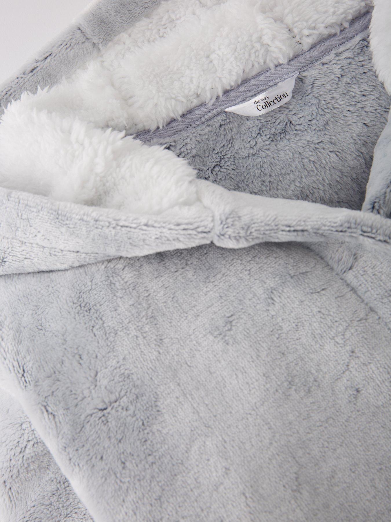 Image 4 of 4 of The Very Collection Fleece Dressing Gown - Multi