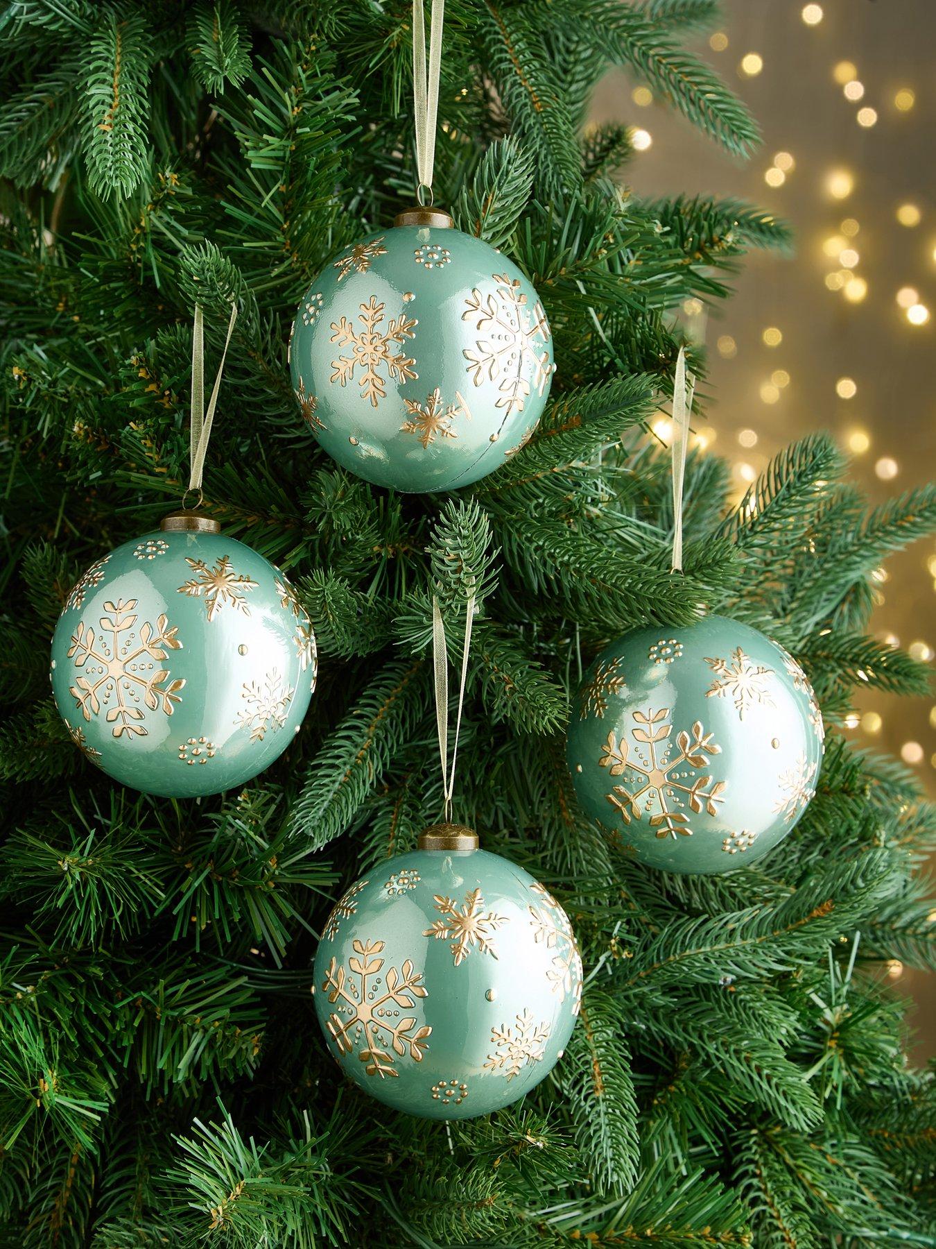 The Very Collection Set of 9 Green Snowflake Christmas Baubles