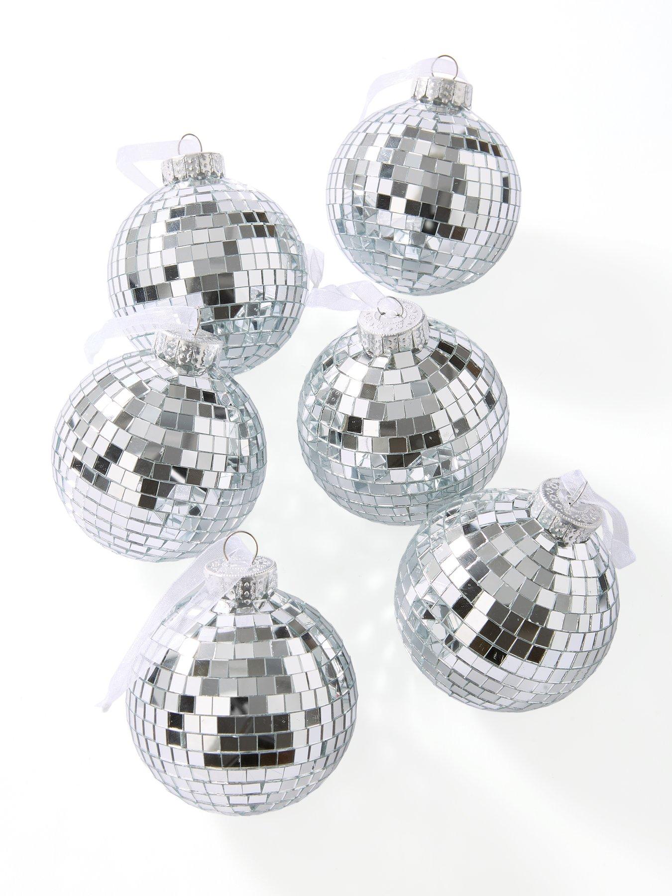 very-home-set-of-6-silver-mirror-christmas-tree-baublesstillFront