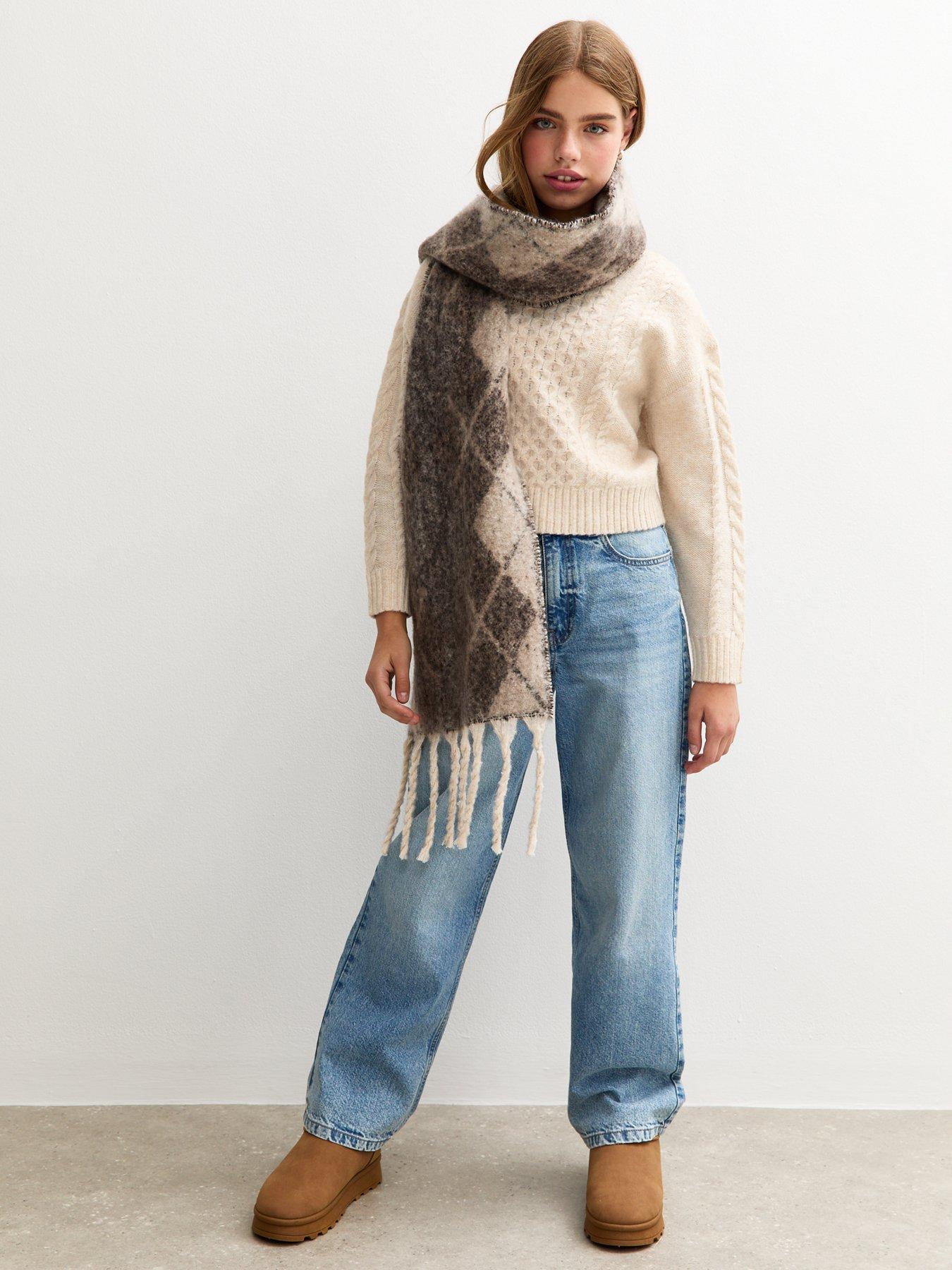 new-look-915-girls-cable-knit-jumper-creamback