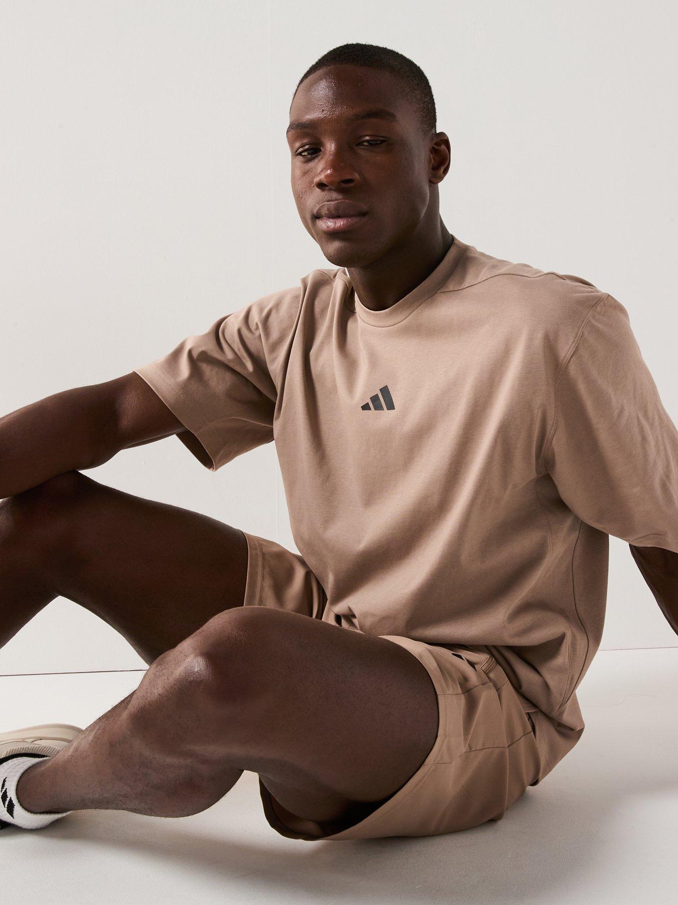adidas-mens-training-oversized-t-shirt-brownoutfit