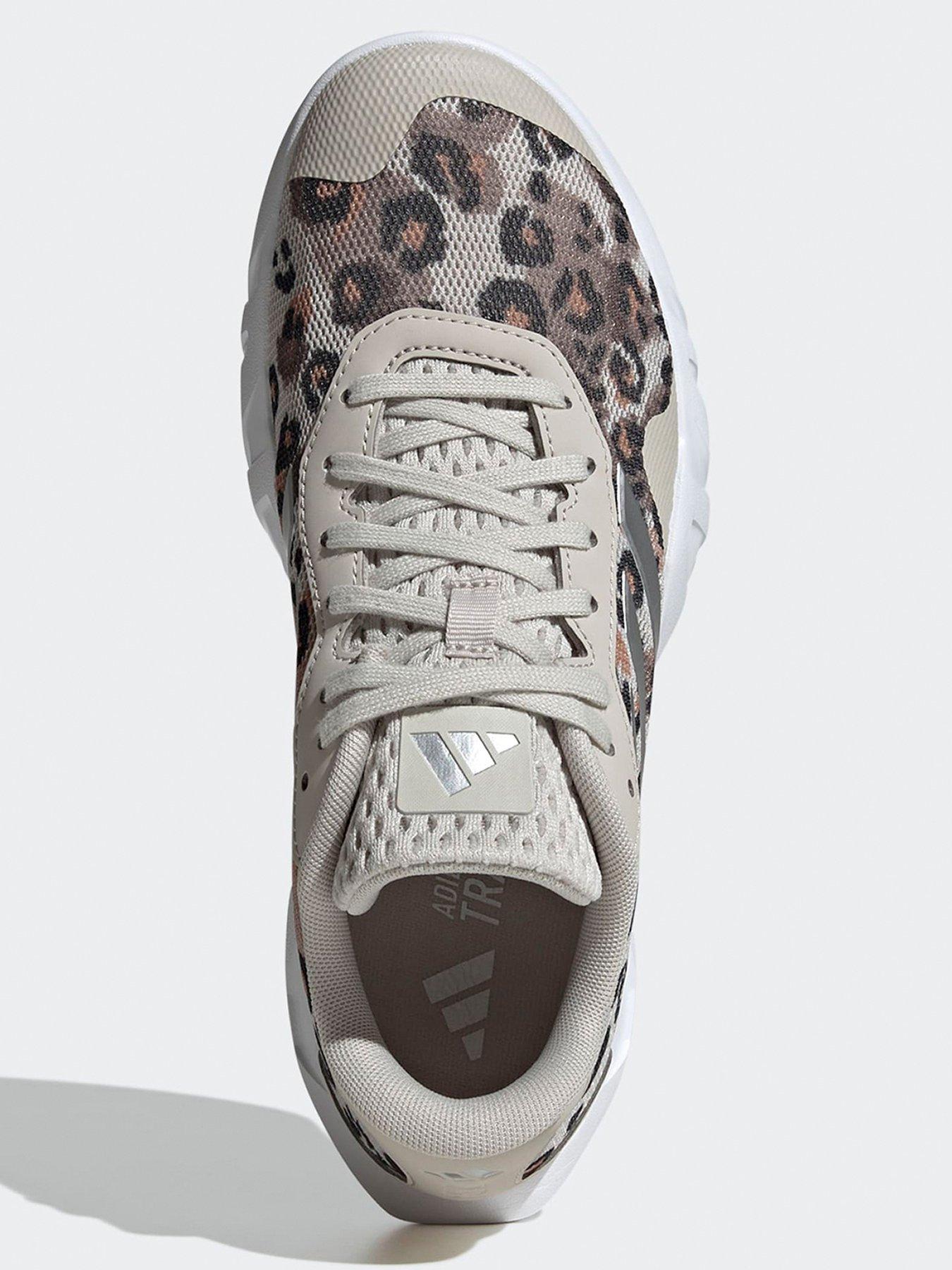 adidas-womens-training-amplimove-trainers-leopardoutfit