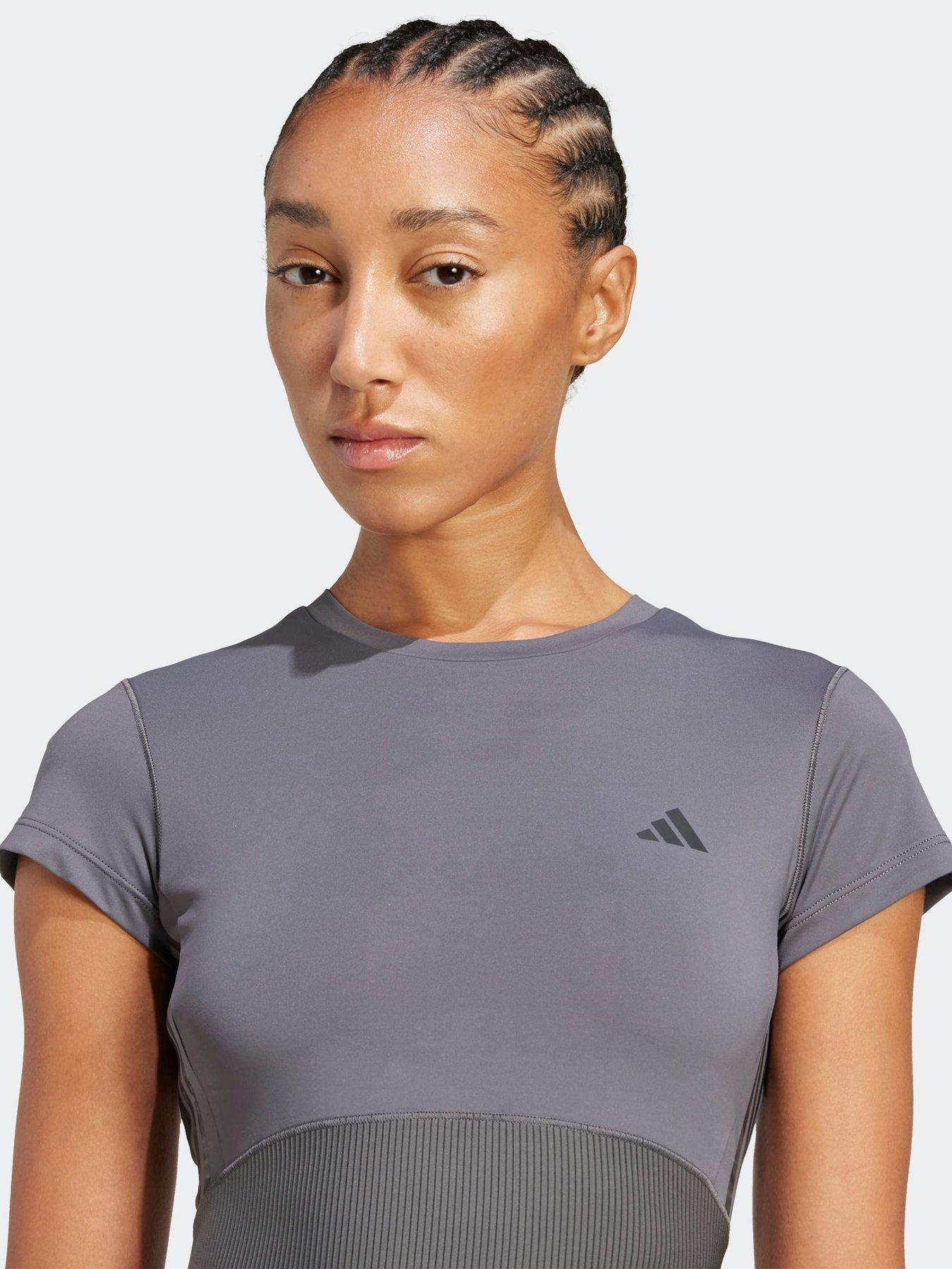 adidas-womens-training-hyperglam-rib-baby-t-shirt-greyoutfit