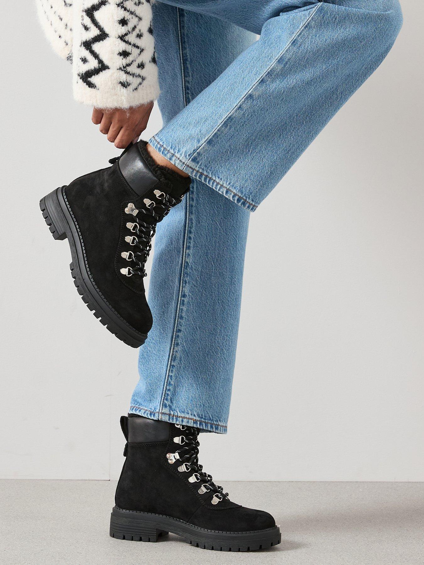 the-very-collection-lace-up-hiker-boot-blackfront